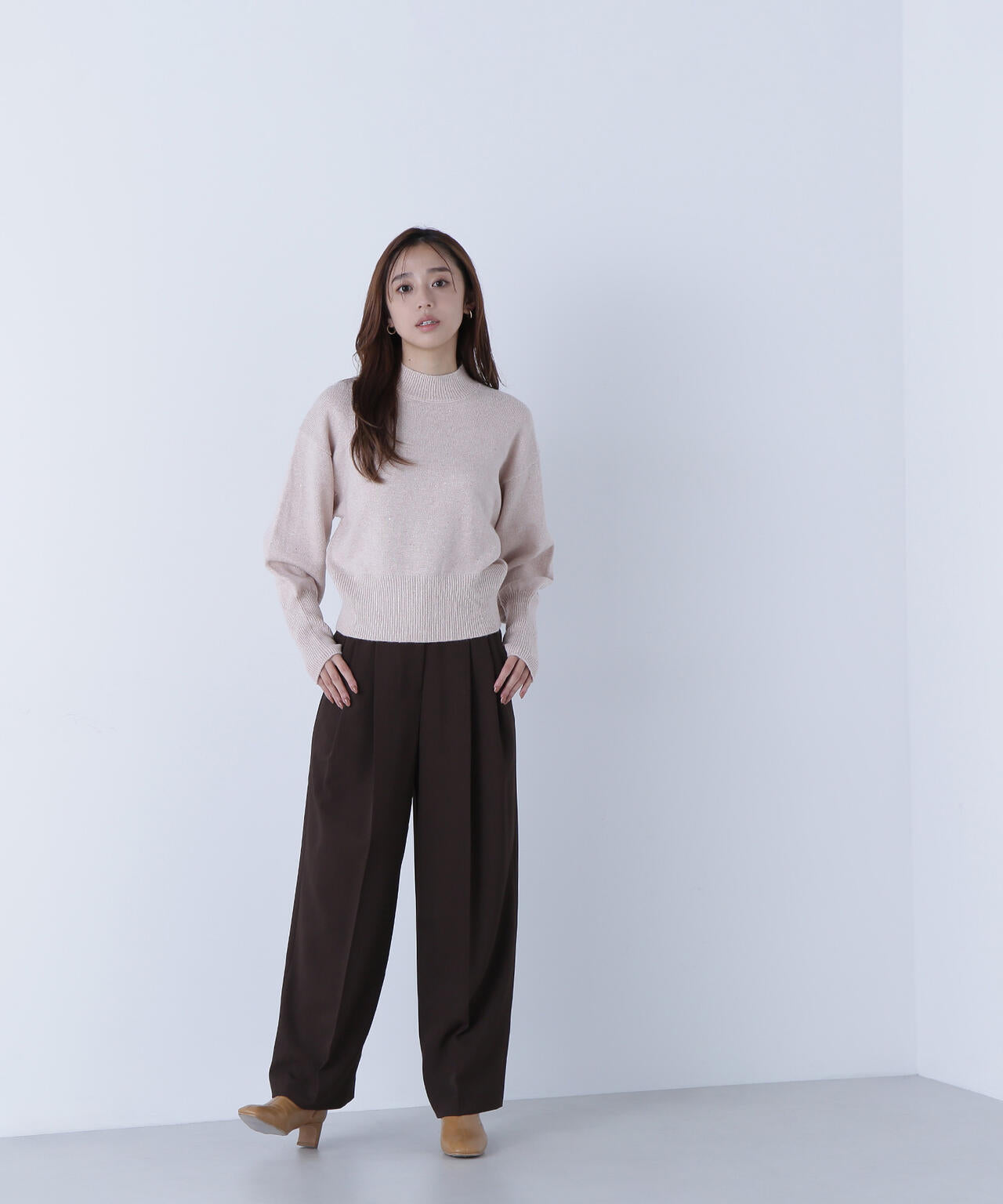 フラワースパンコールニット