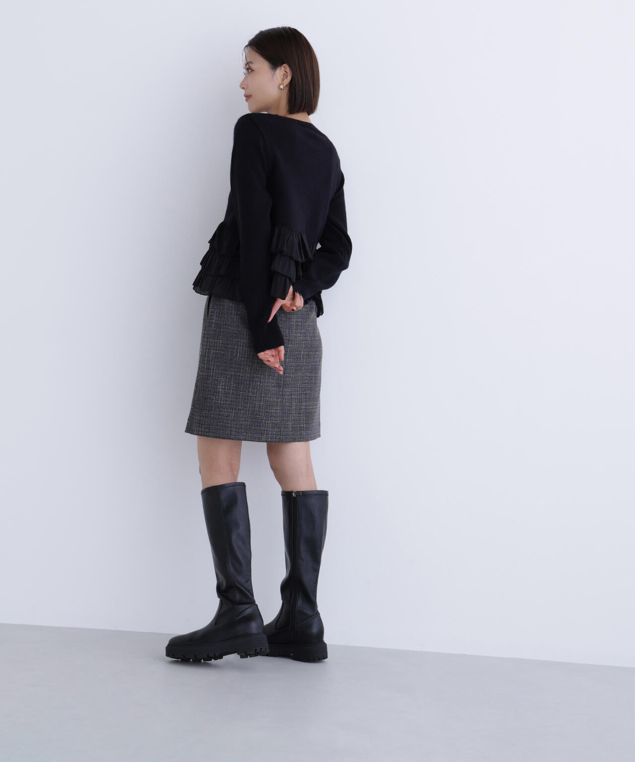 ヘムフリルドッキングニット