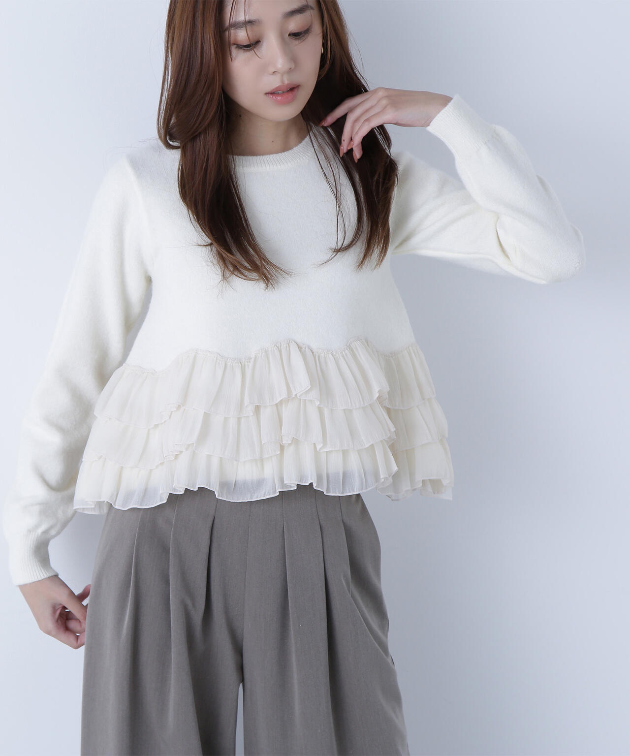 ヘムフリルドッキングニット