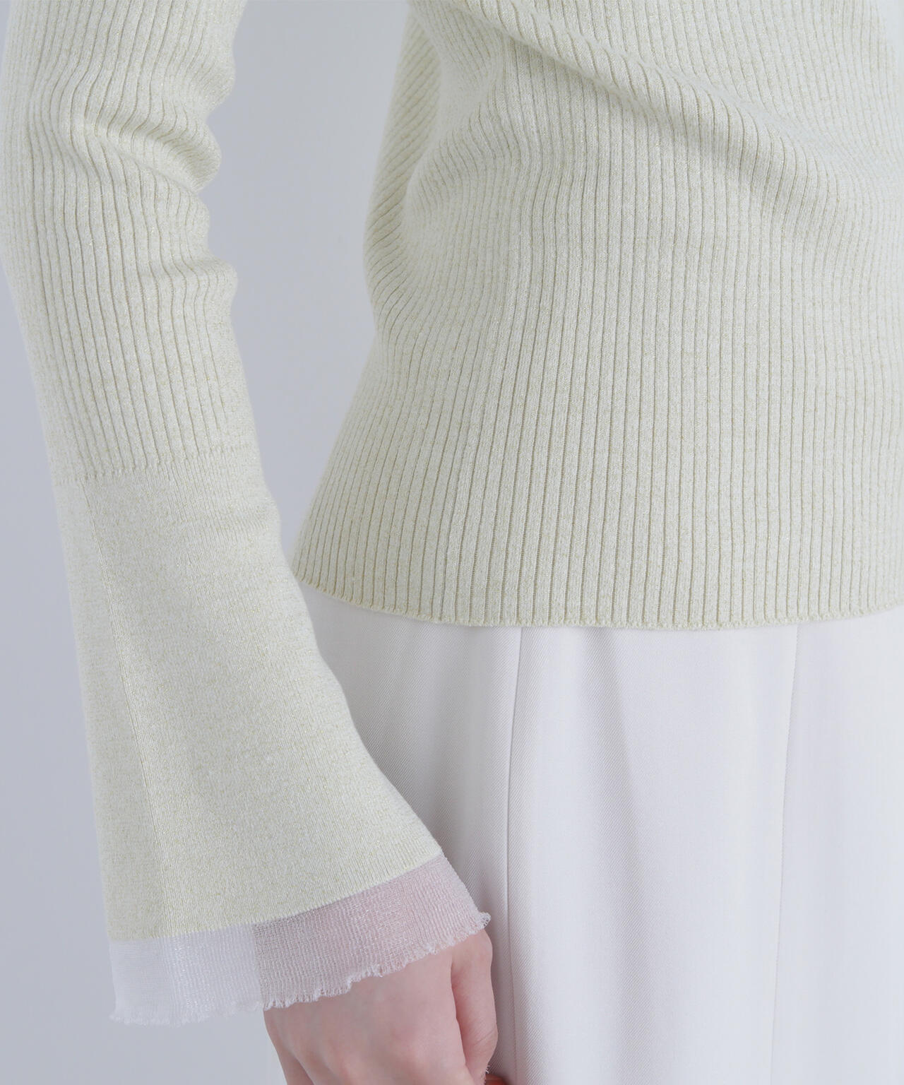 ボートネックフレアカフスニット