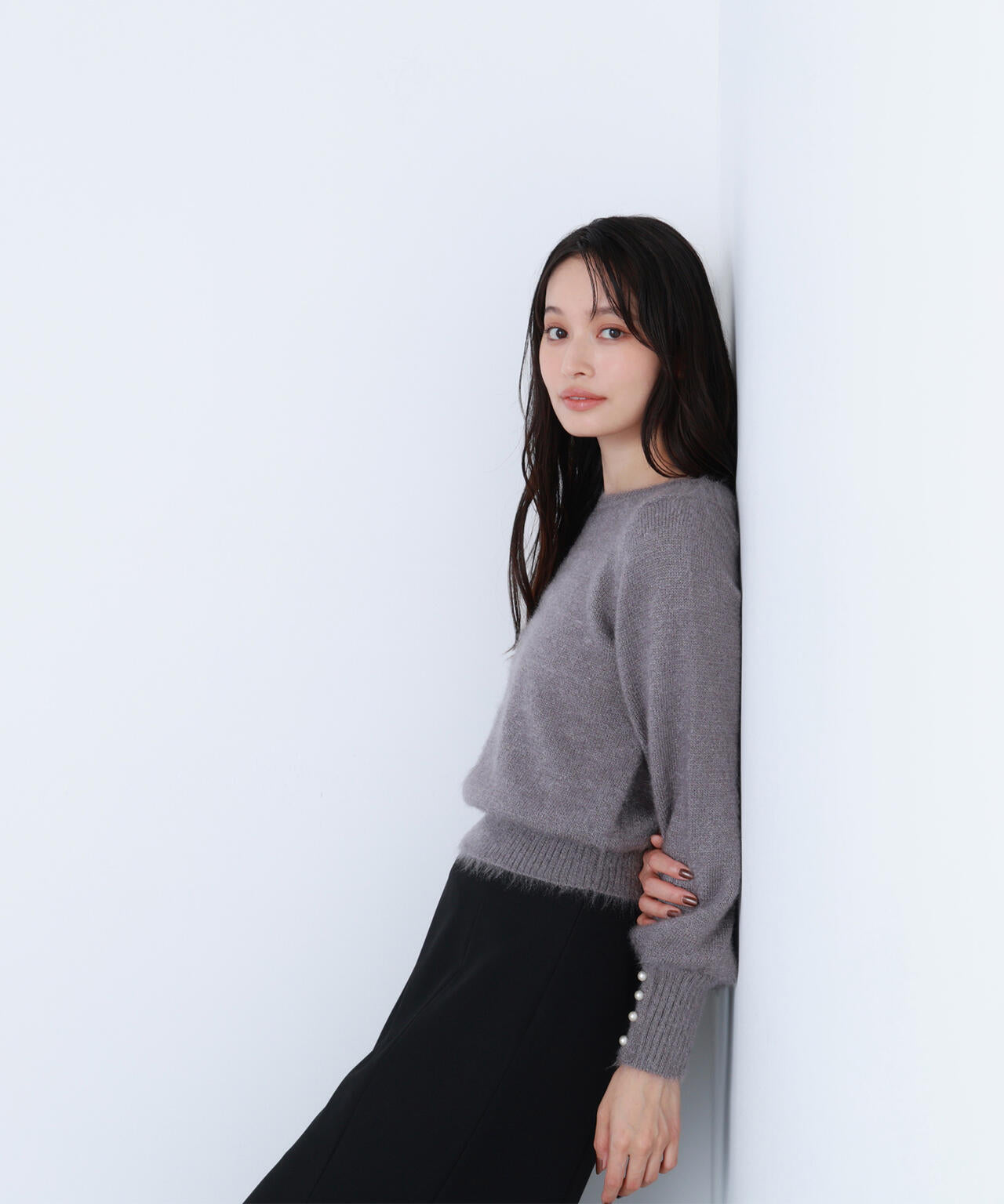 パールボタンヘアリーニット