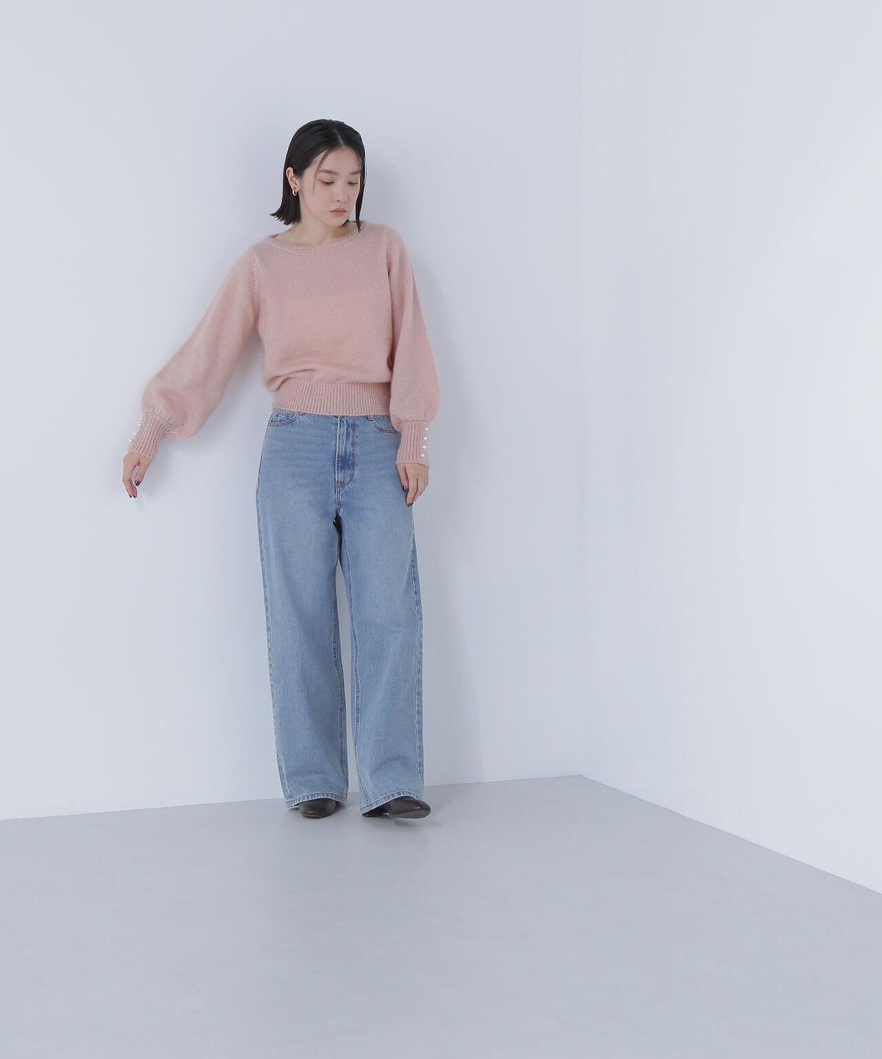 パールボタンヘアリーニット