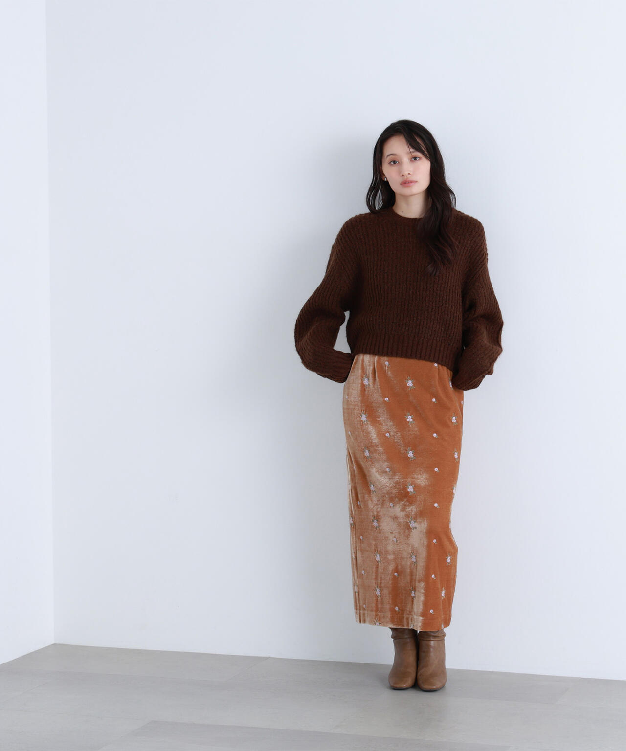 【BLANC】クロップドアゼフォルムニット