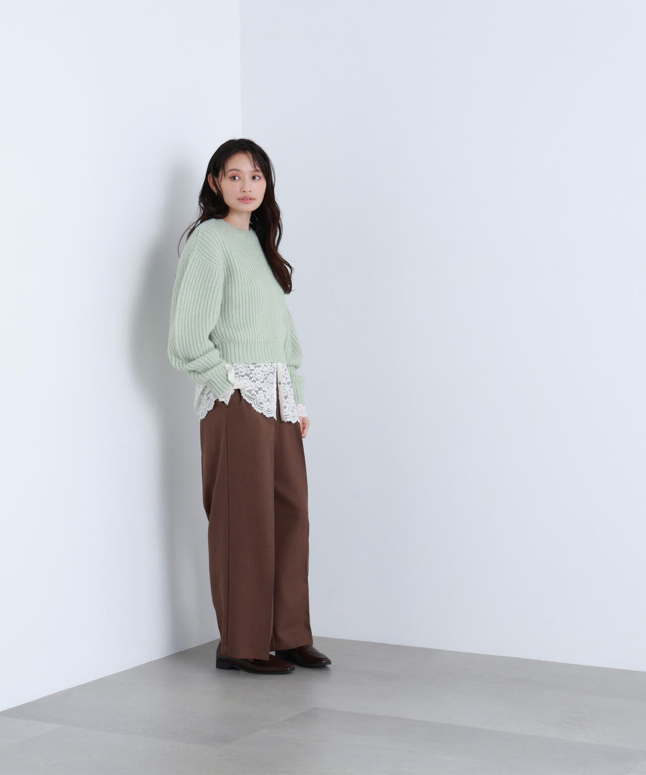 【BLANC】クロップドアゼフォルムニット