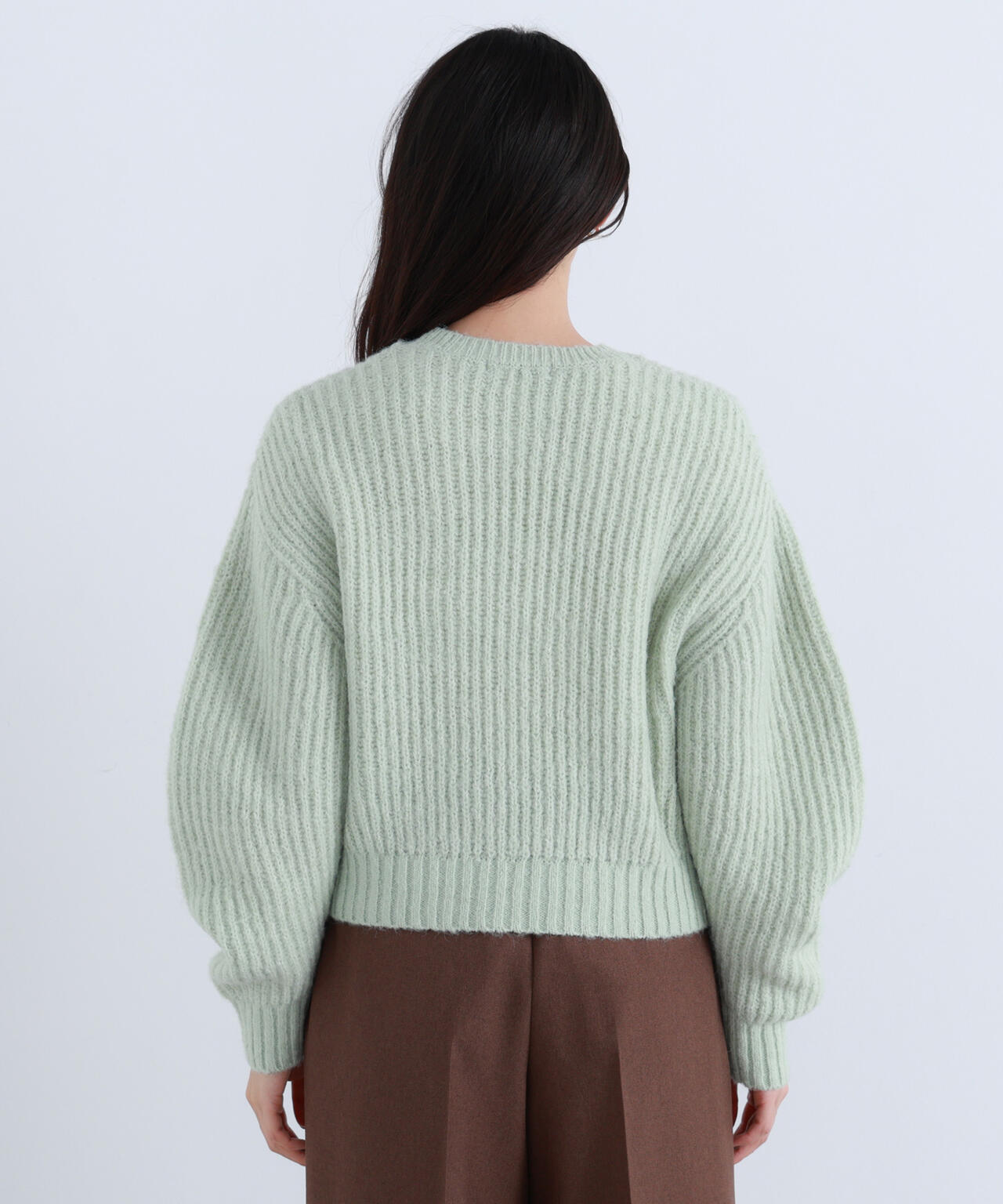 【BLANC】クロップドアゼフォルムニット