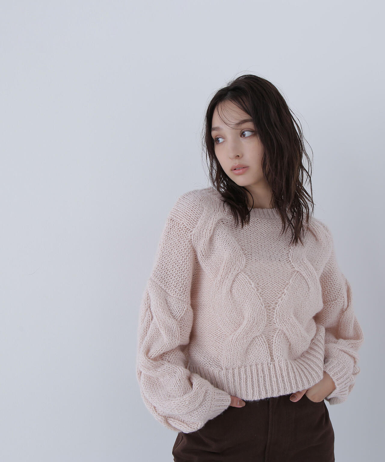 【Oggi掲載】クロップドビッグケーブルニット