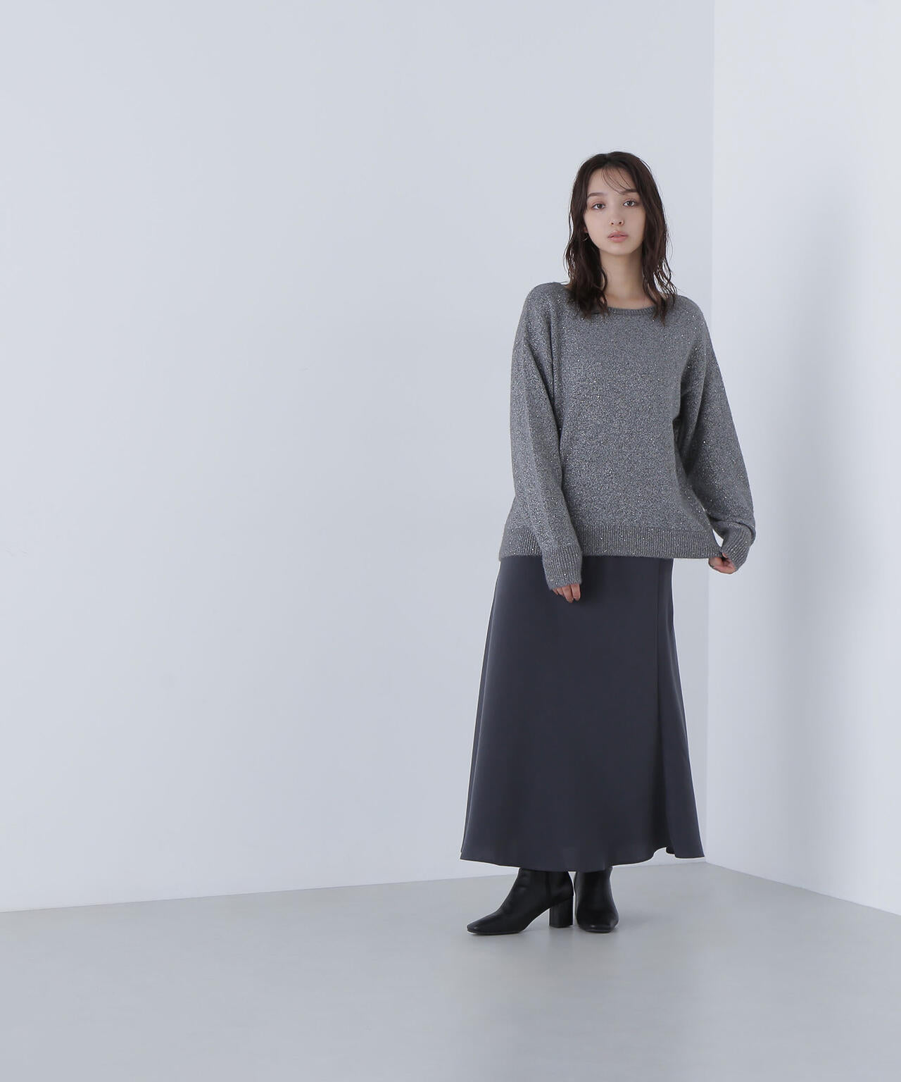 スパンコールフェザーラメニット