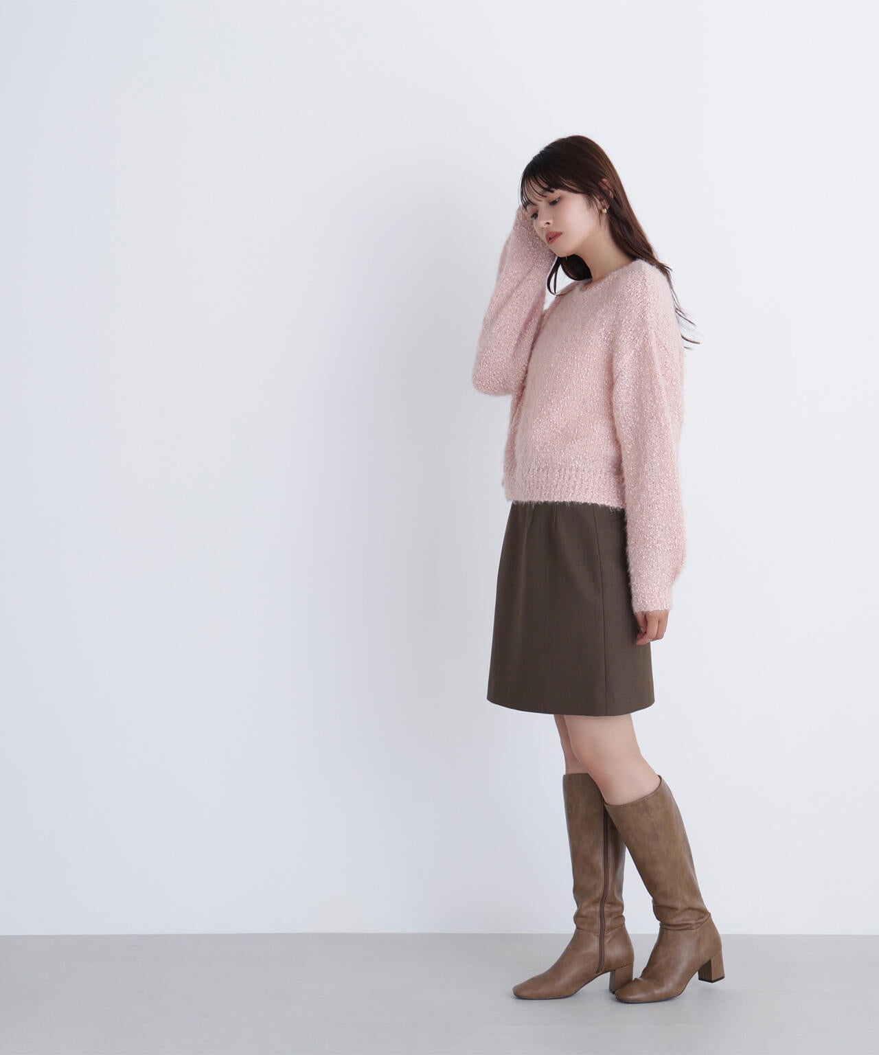 フェザーネップニット