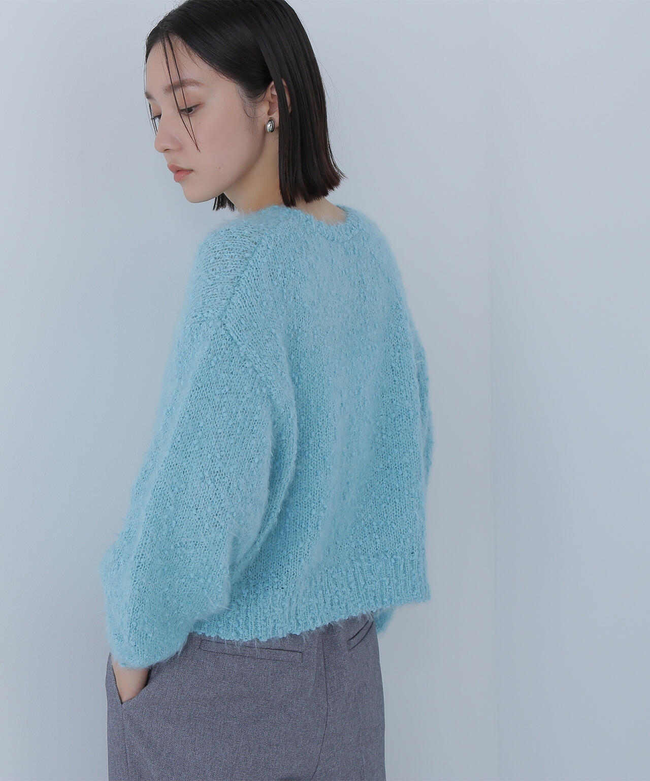 フェザーネップニット