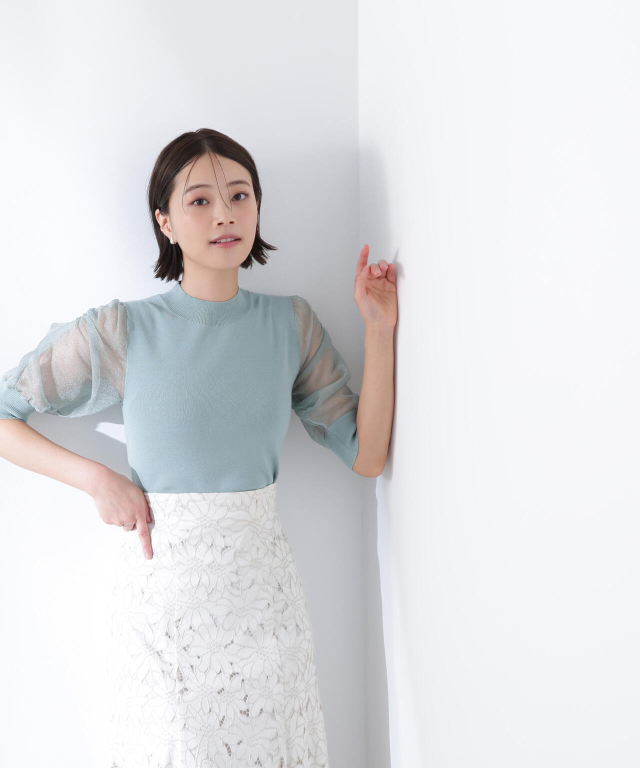 シアースリットスリーブニット