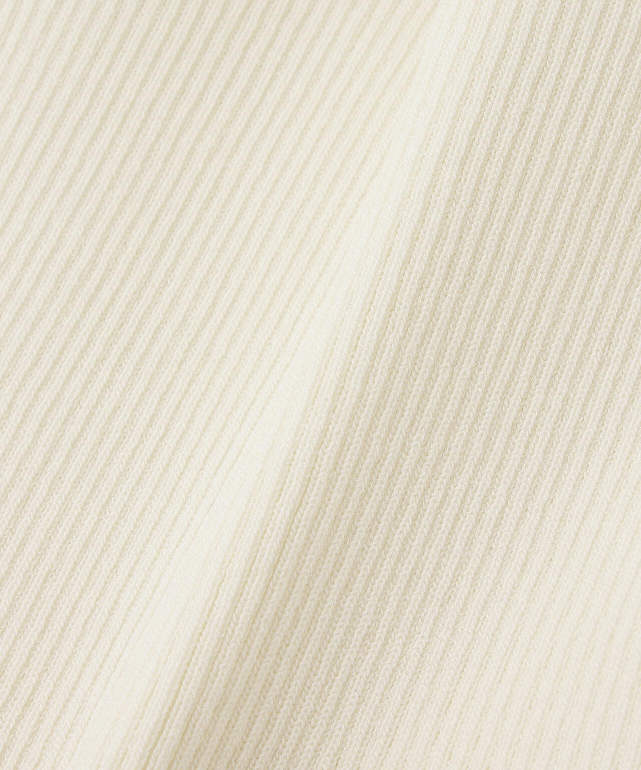 ツイストドレープニット