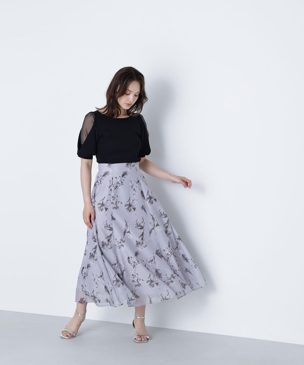 シアーレイヤースリーブニット