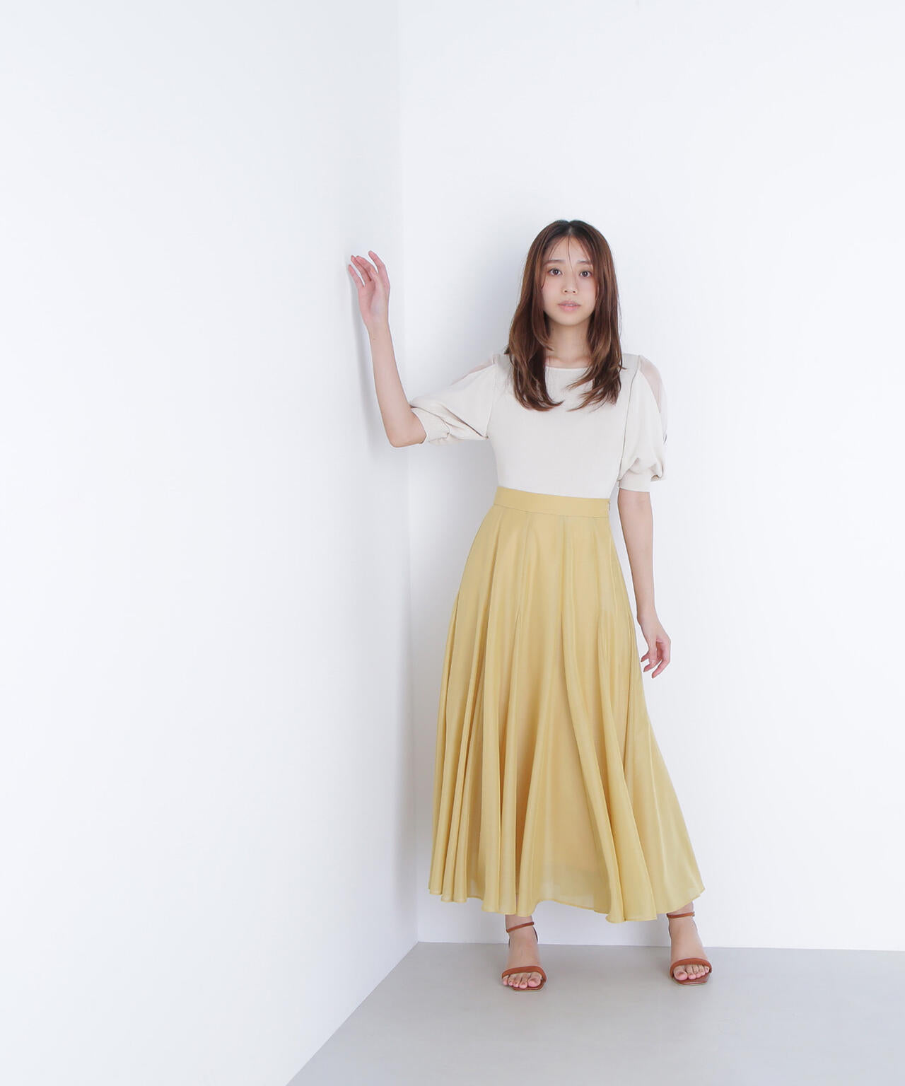 シアーレイヤースリーブニット