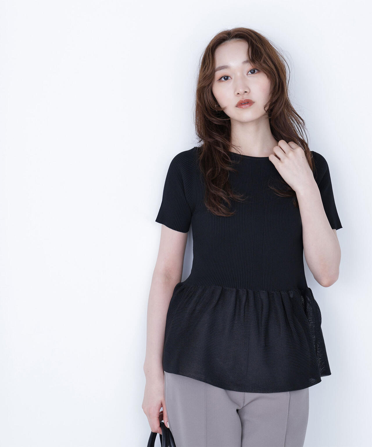 シアーペプラムフォルムニット