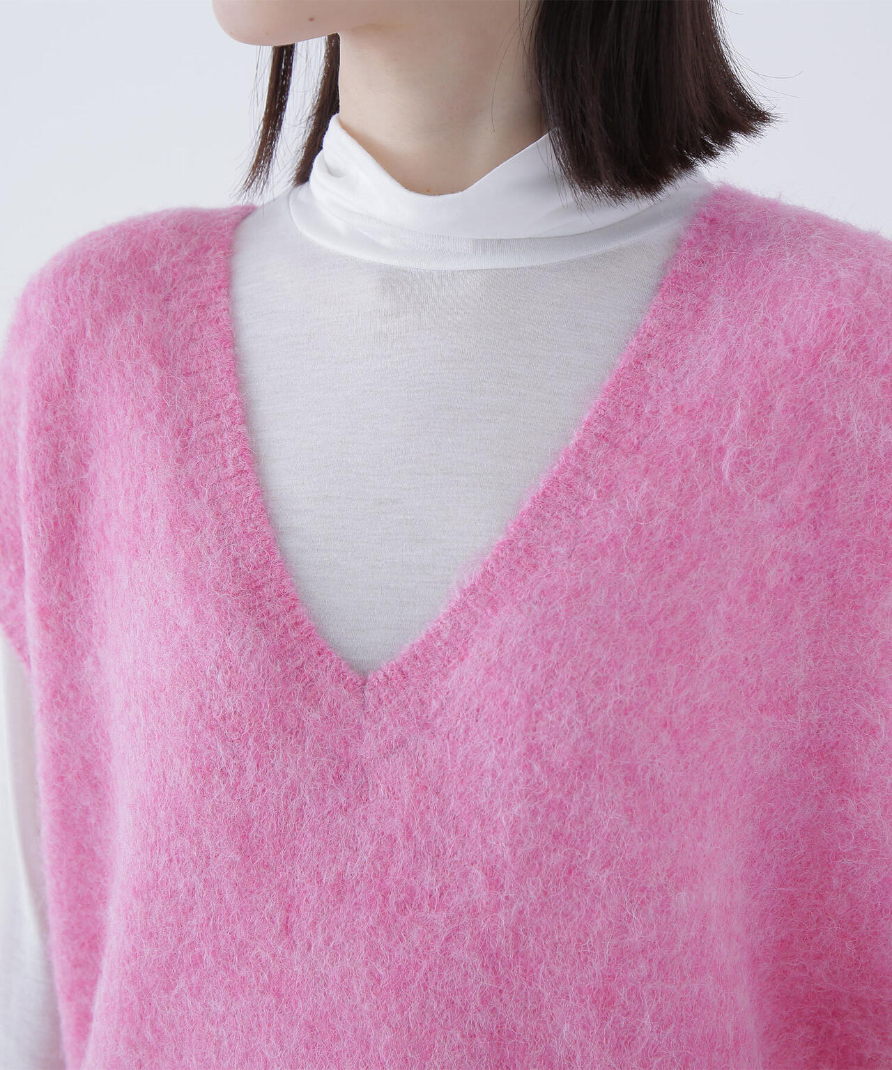 ヘアリーVネックベスト