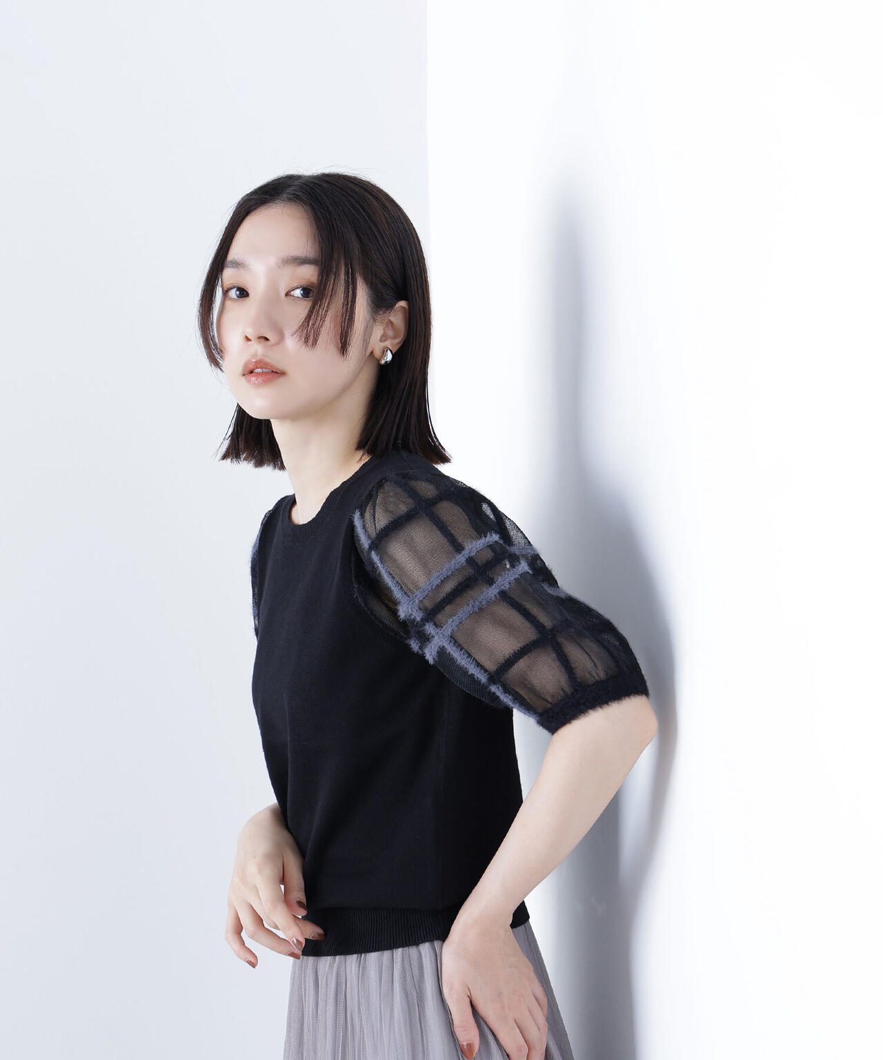 シアーチェックスリーブニット