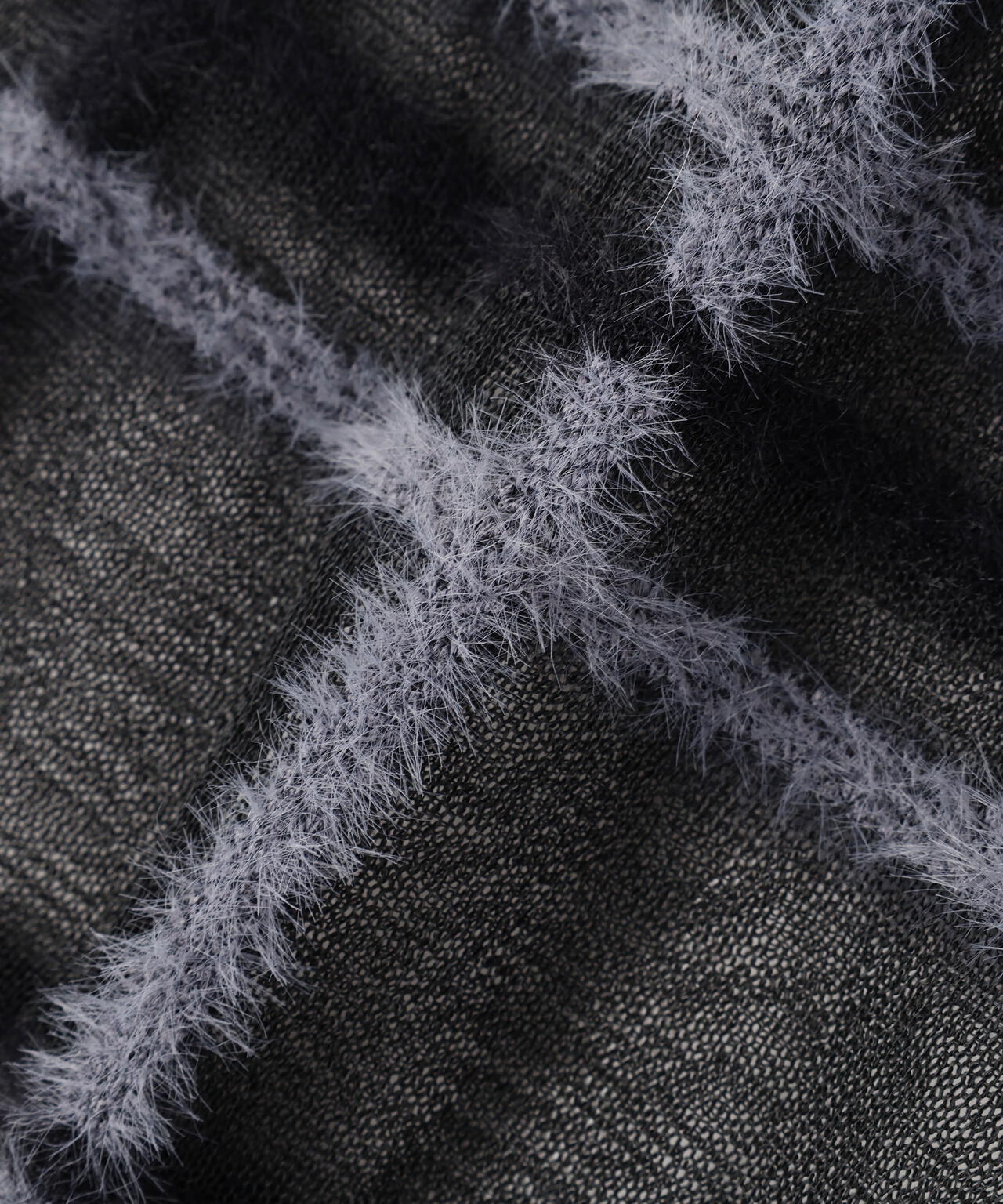 シアーチェックスリーブニット