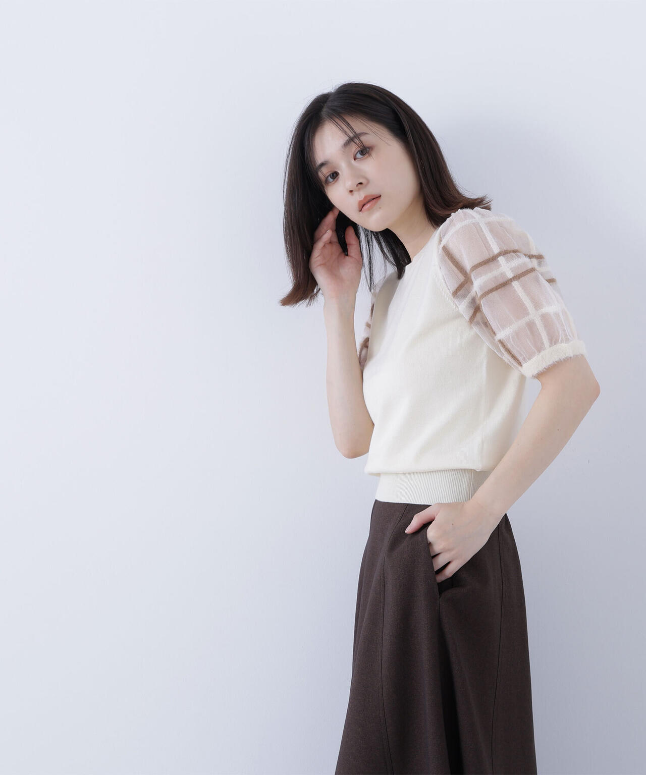 シアーチェックスリーブニット