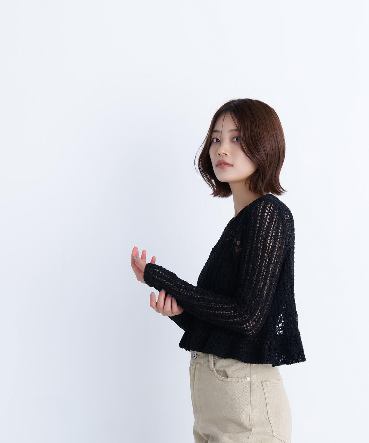 クロップドレースメッシュニット