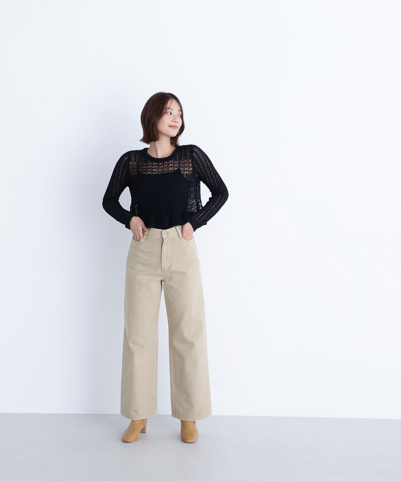 クロップドレースメッシュニット