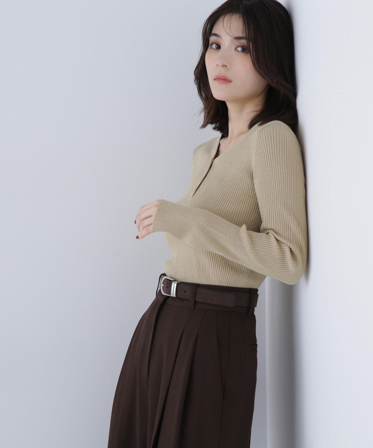 フロントボタンラメリブニット