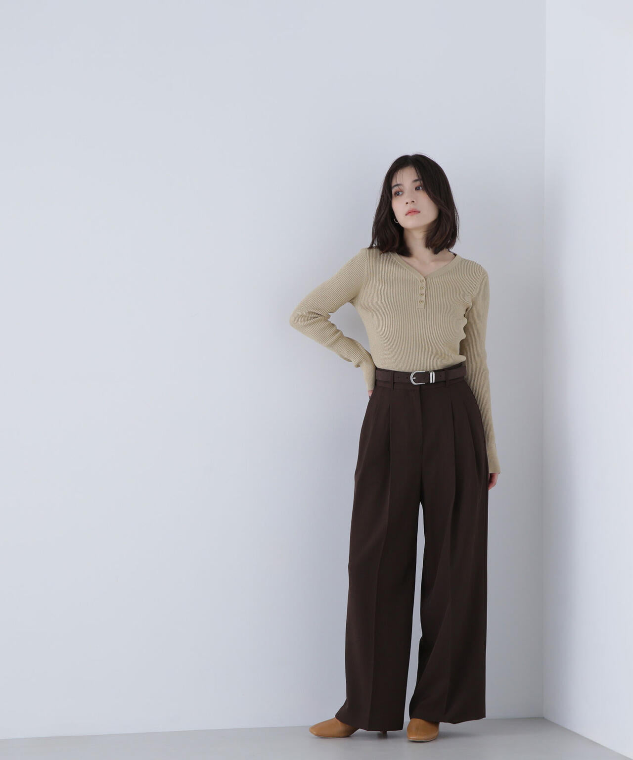 フロントボタンラメリブニット