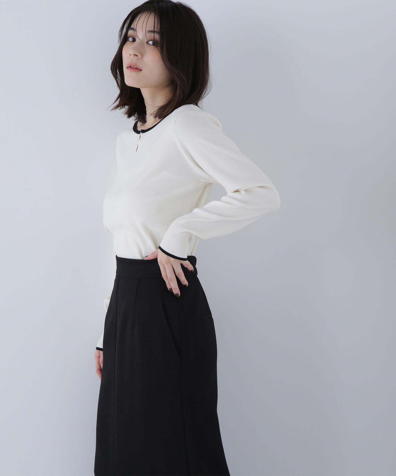 メタルポイントバイカラーニット