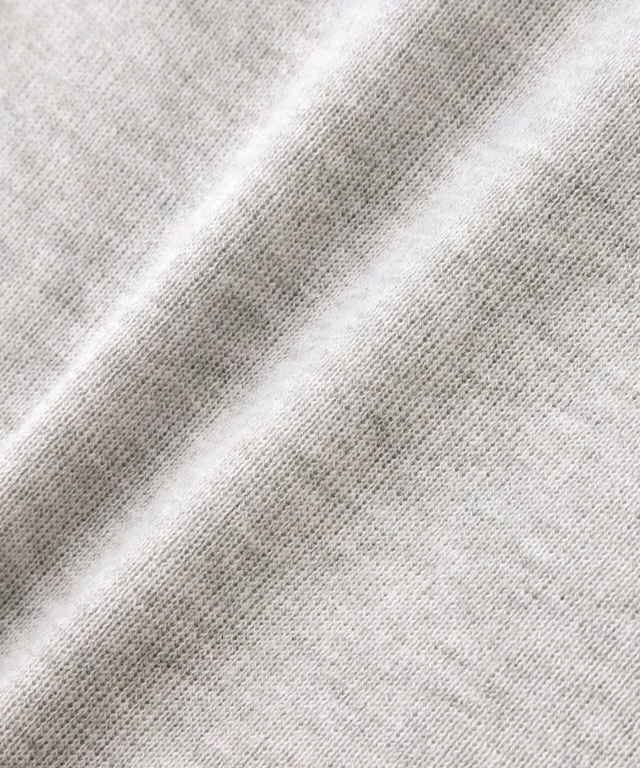 ニュアンスネックフレアスリーブニット