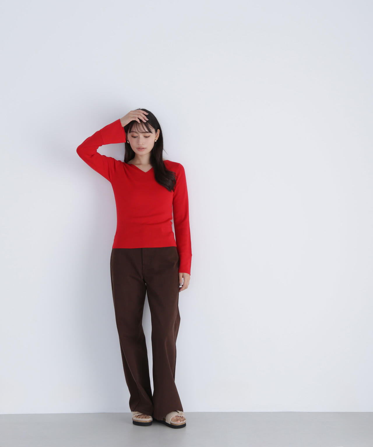 ニュアンスネックフレアスリーブニット