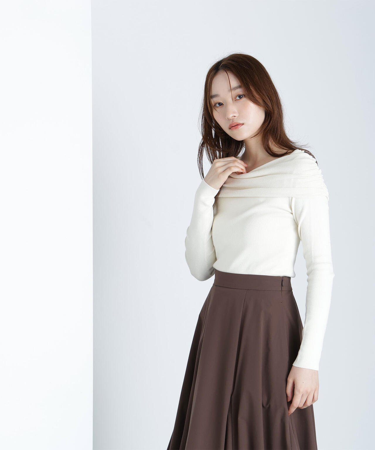 オフショルコンパクトニット