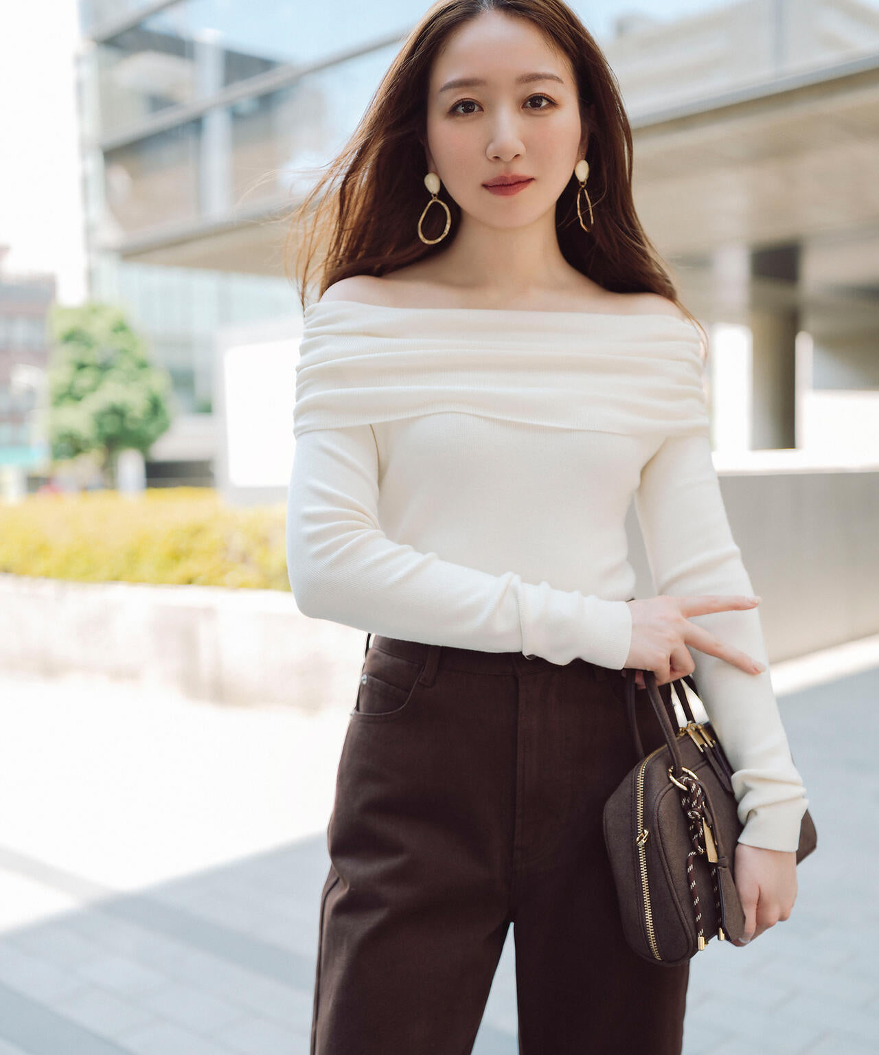 オフショルコンパクトニット