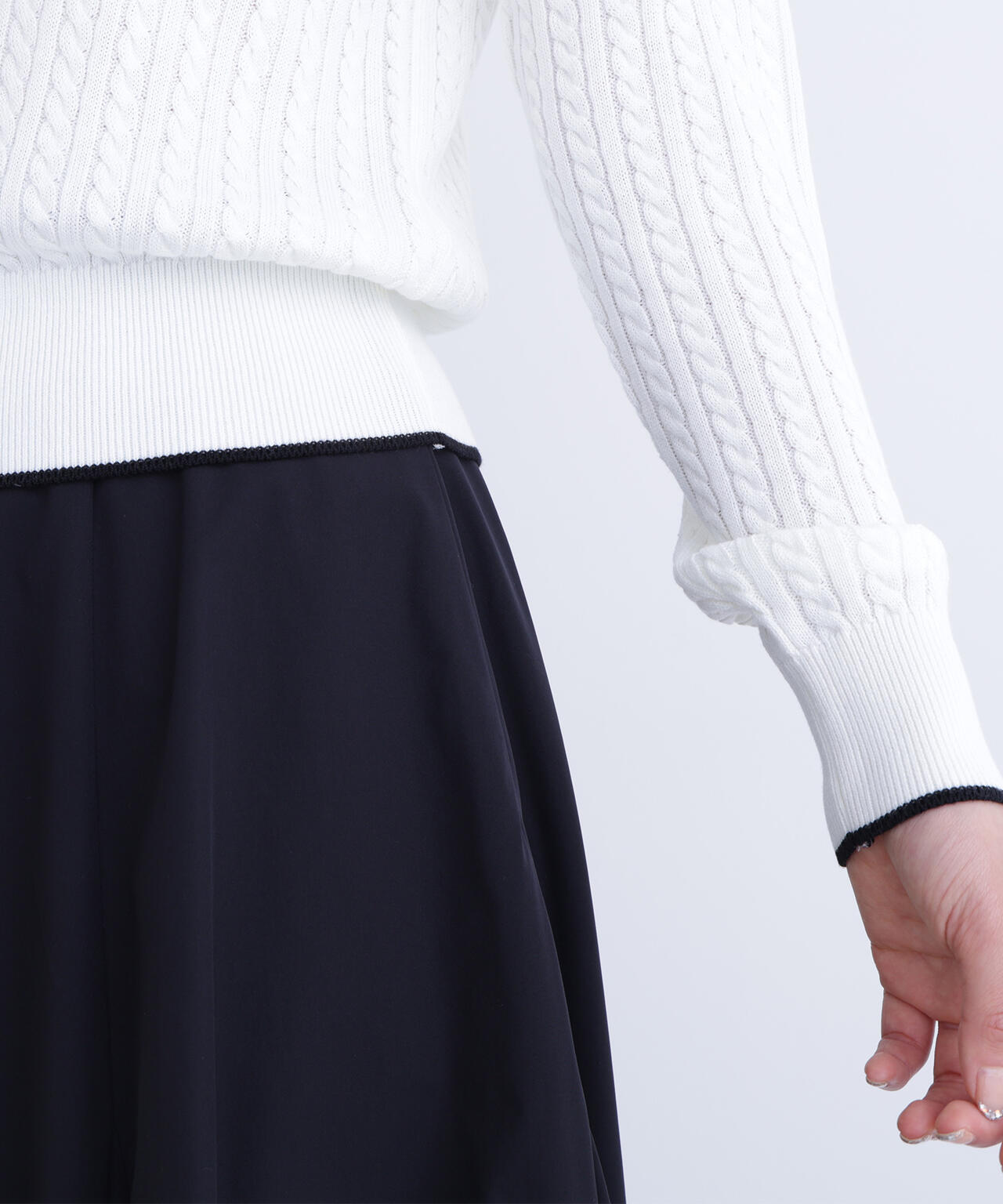 バイカラーラインミニケーブルニット