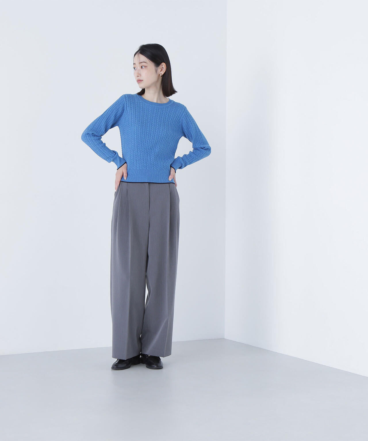 バイカラーラインミニケーブルニット