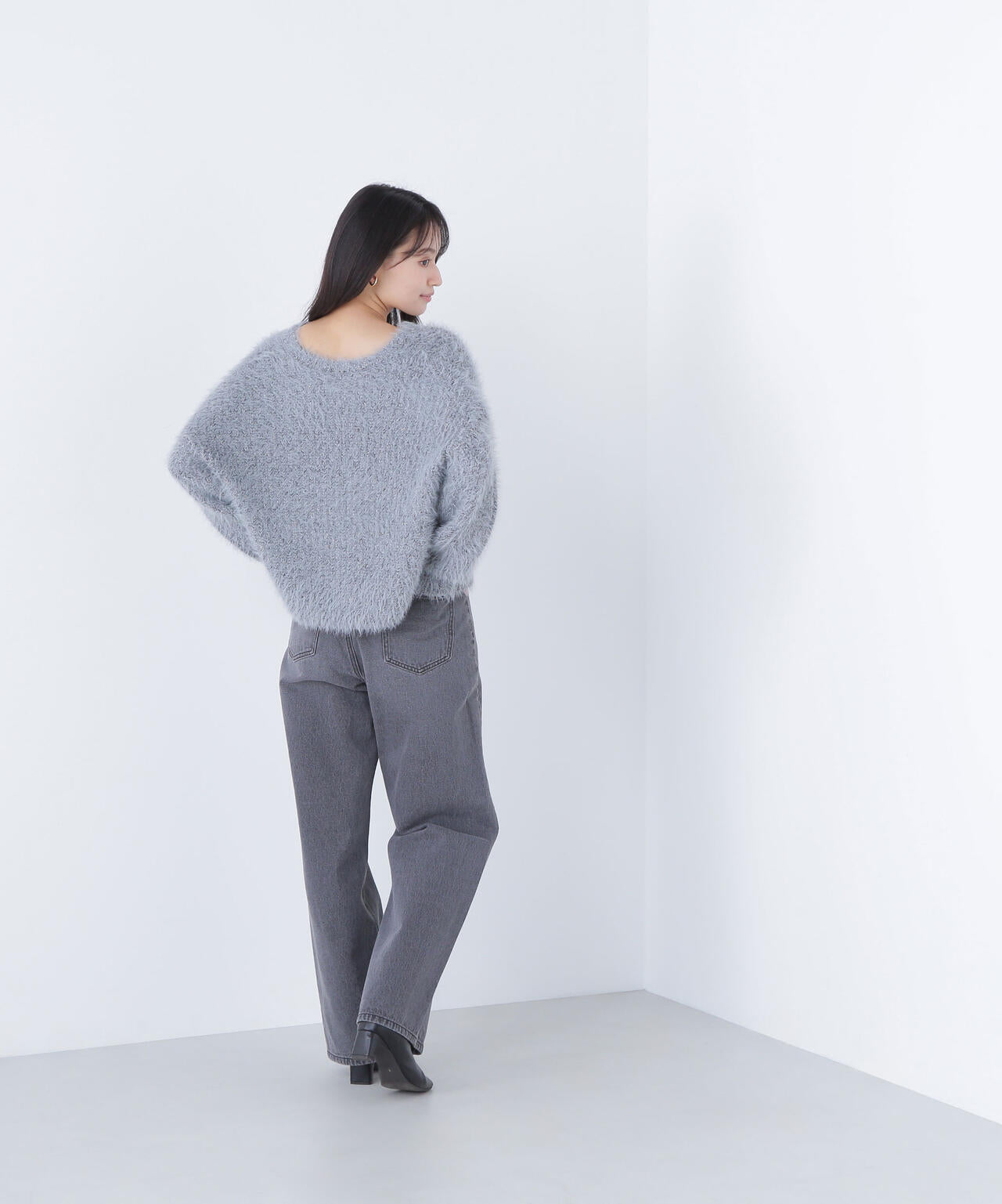 【Oggi掲載】キーネックシャギーラメニット