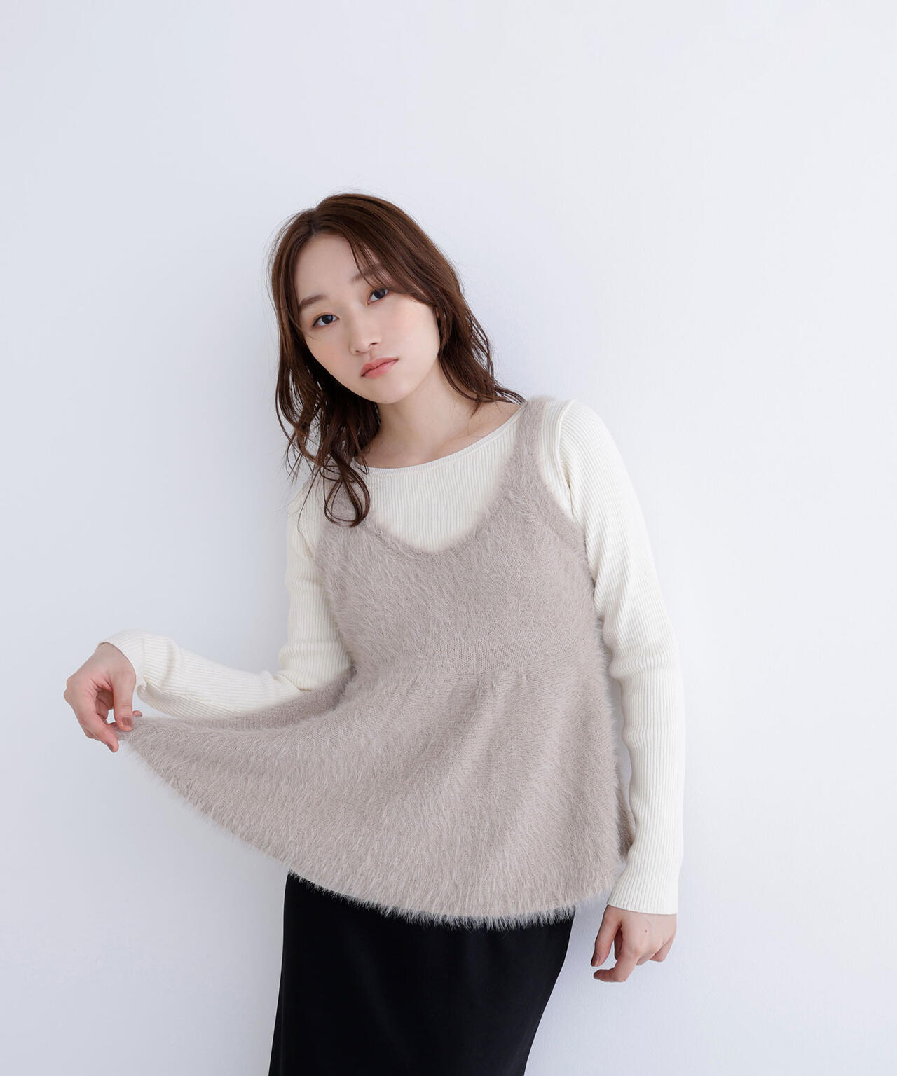 ヘアリーペプラムキャミセットニット