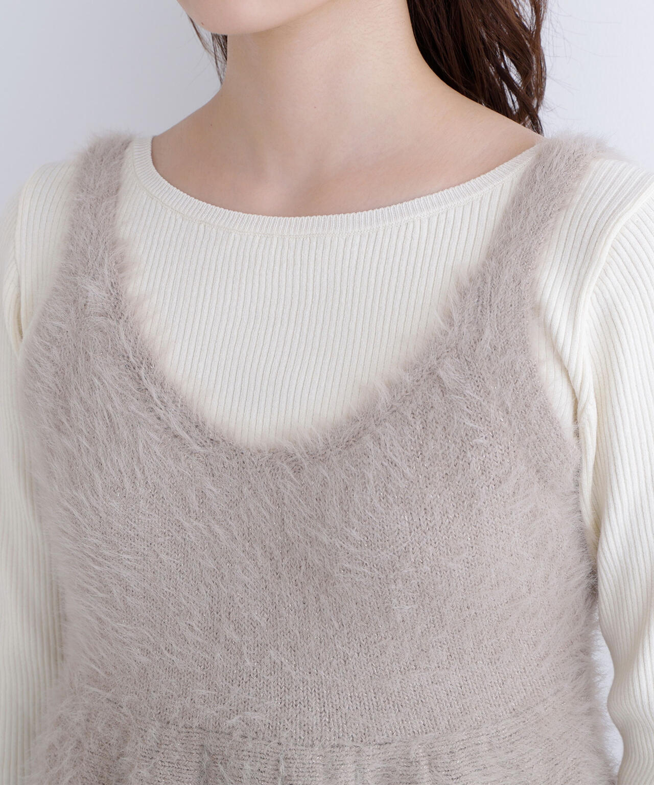 ヘアリーペプラムキャミセットニット