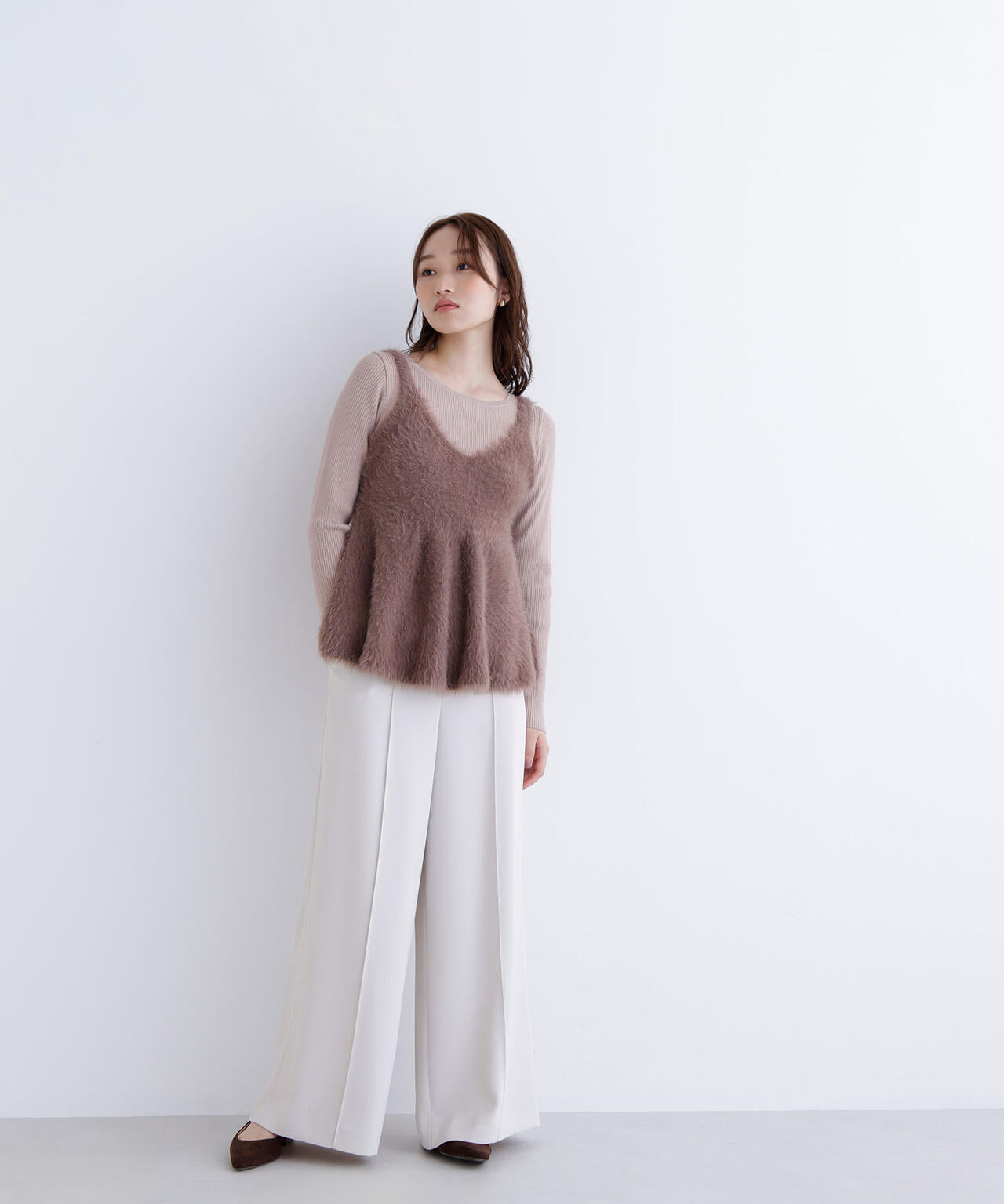 ヘアリーペプラムキャミセットニット