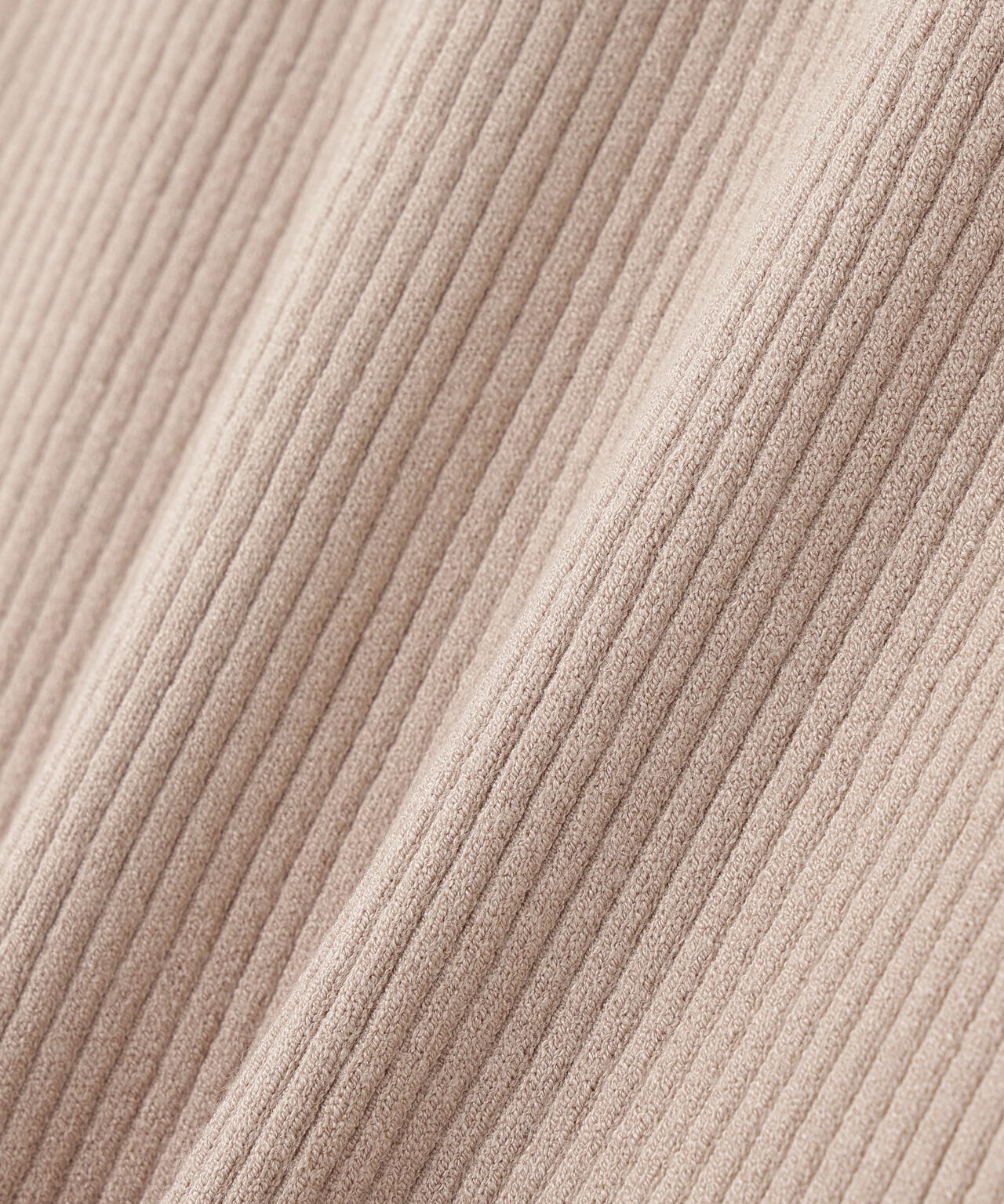 ヘアリーペプラムキャミセットニット