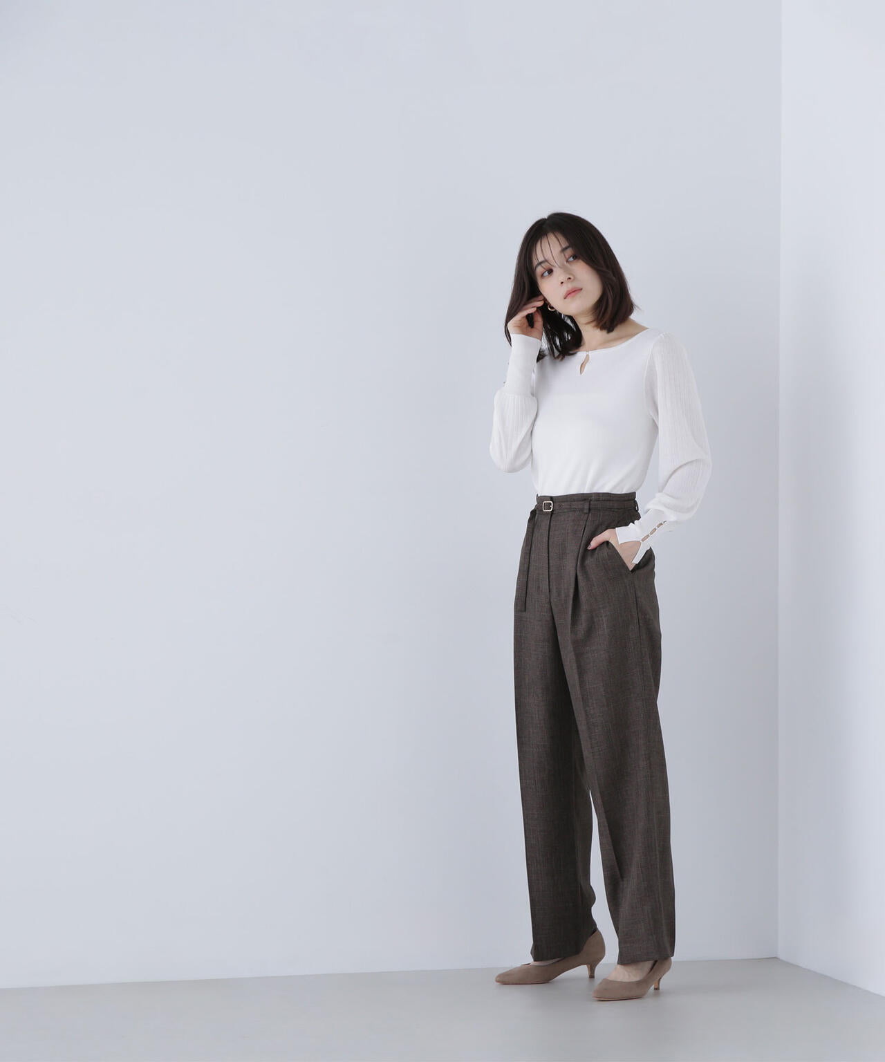 ビジュースリットプリーツニット