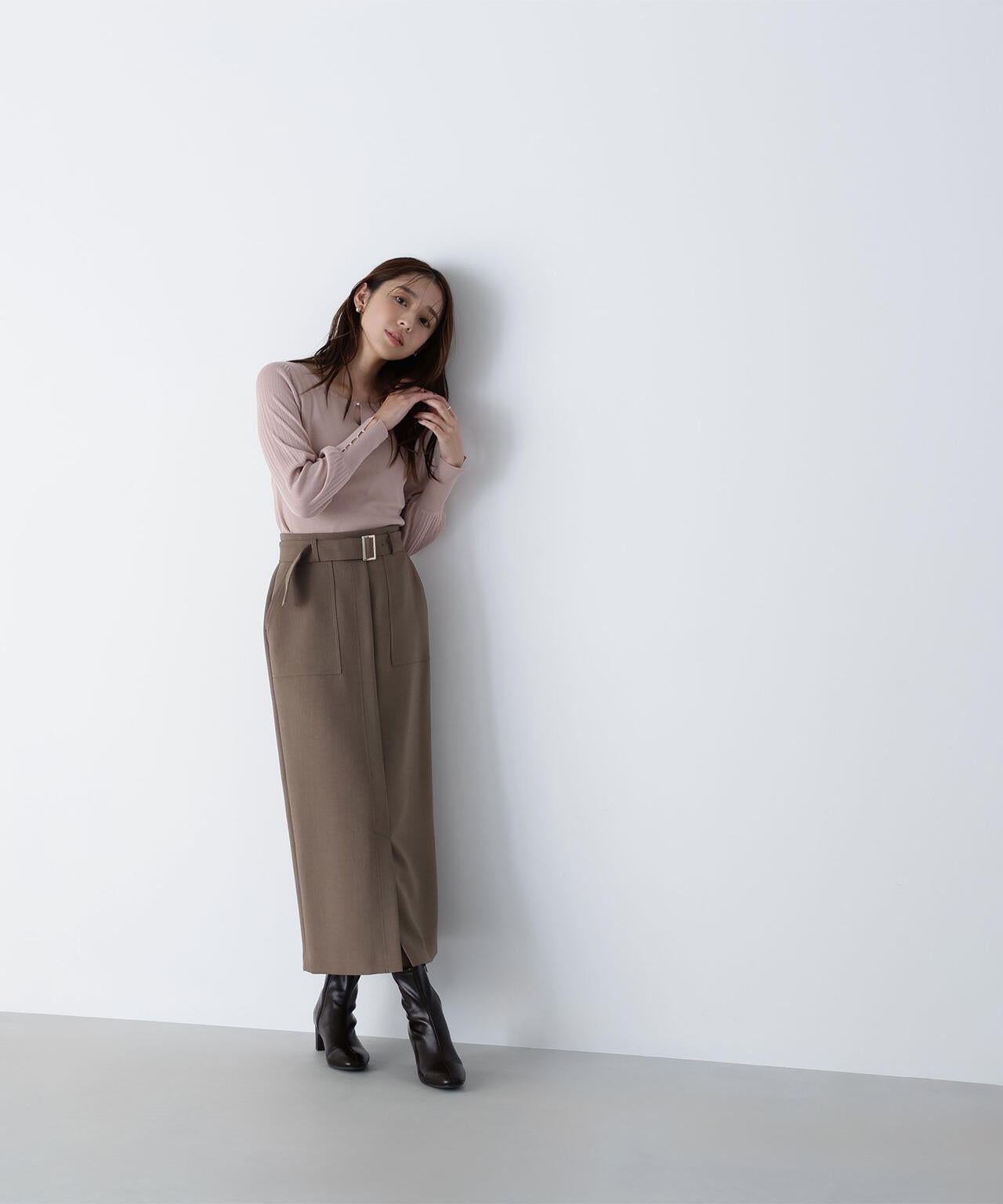 ビジュースリットプリーツニット