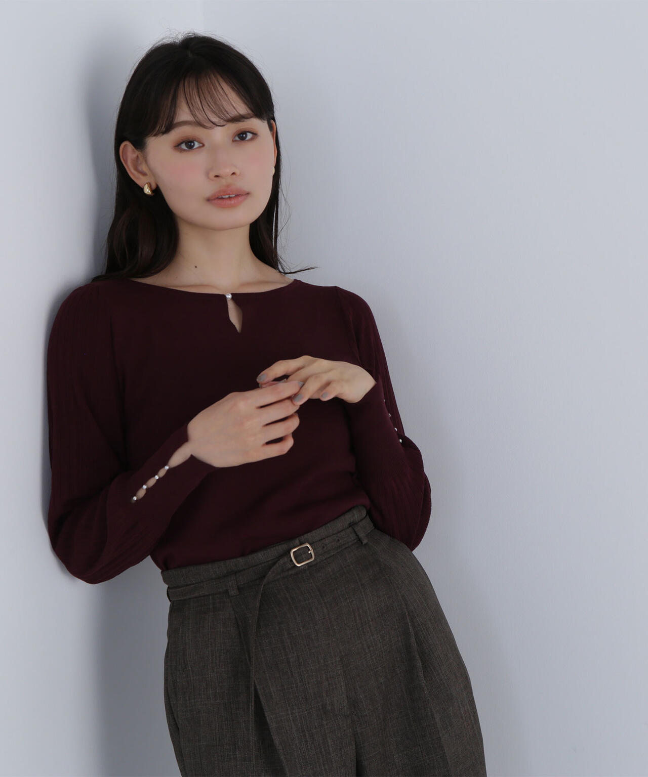 ビジュースリットプリーツニット