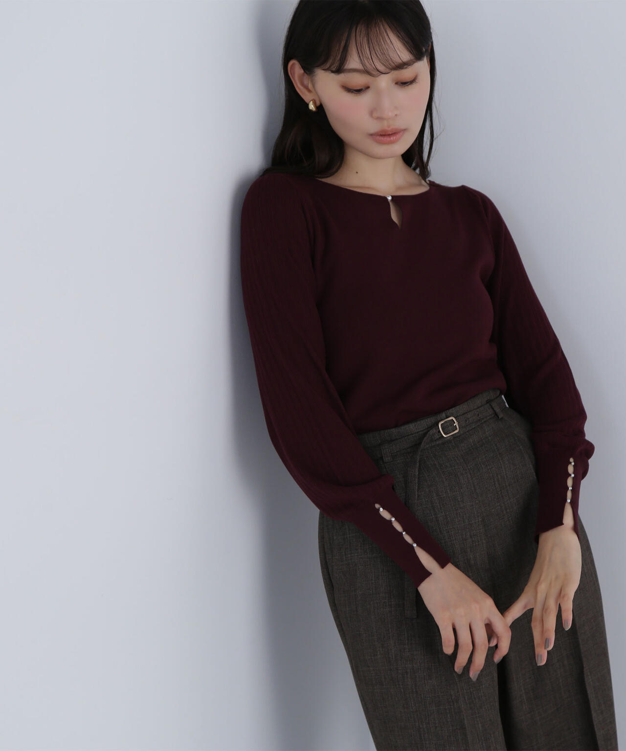 ビジュースリットプリーツニット