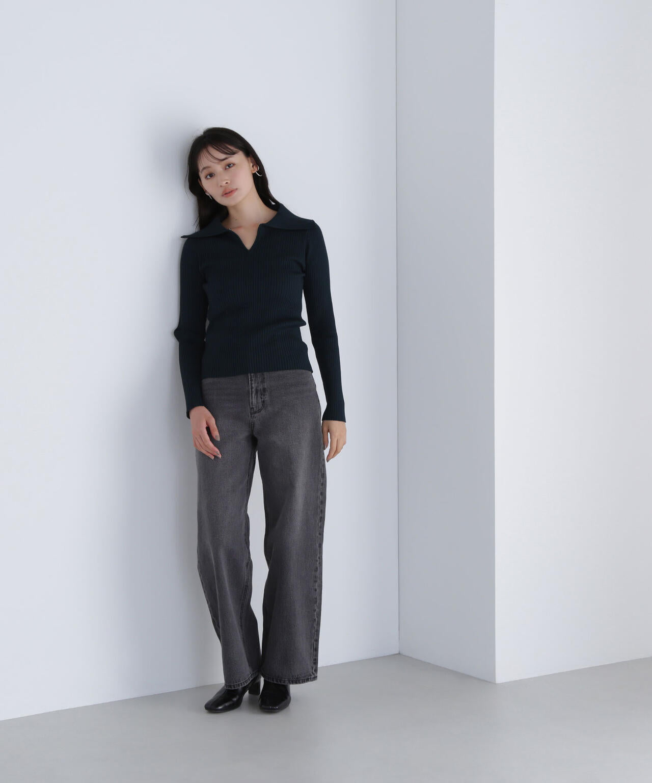 襟付コンパクトリブニット