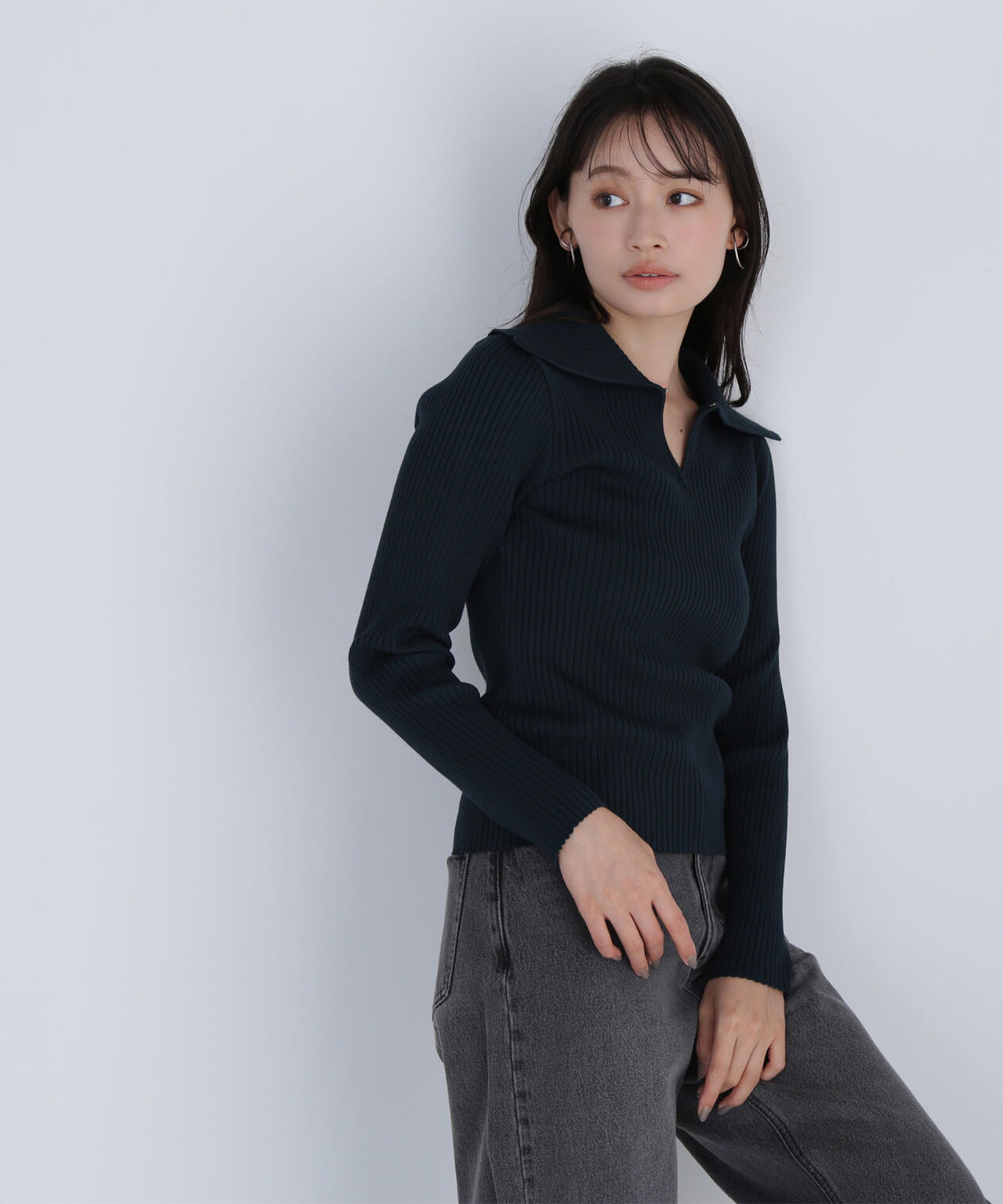 襟付コンパクトリブニット