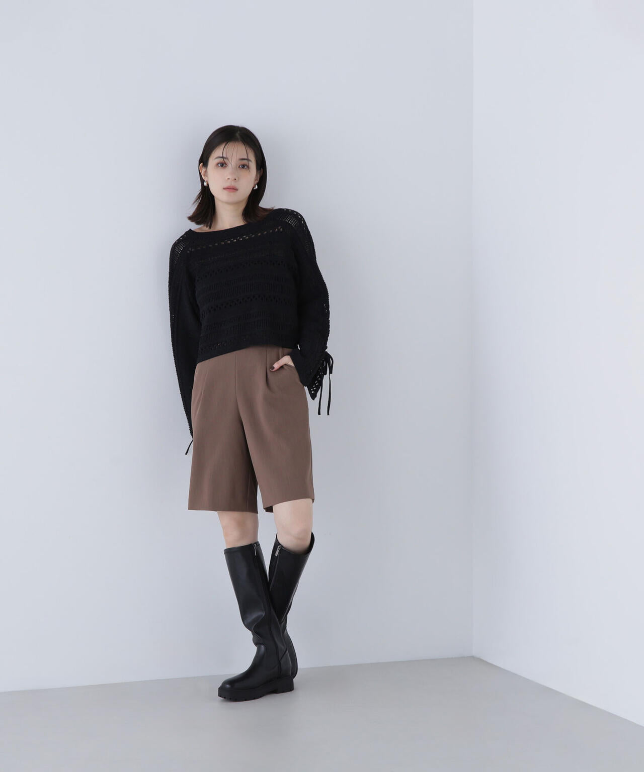 透かし編みリボンスリーブニット