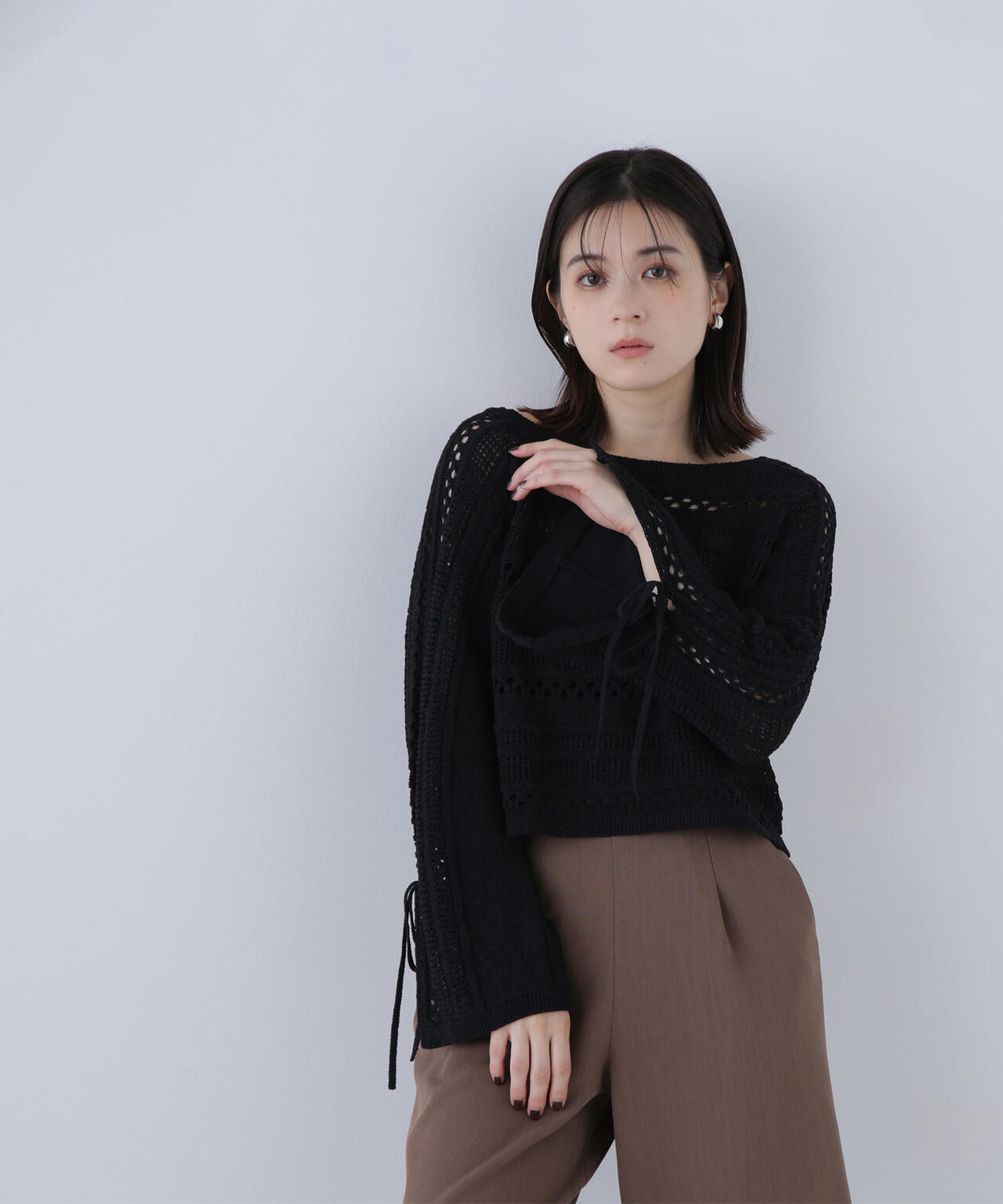 透かし編みリボンスリーブニット