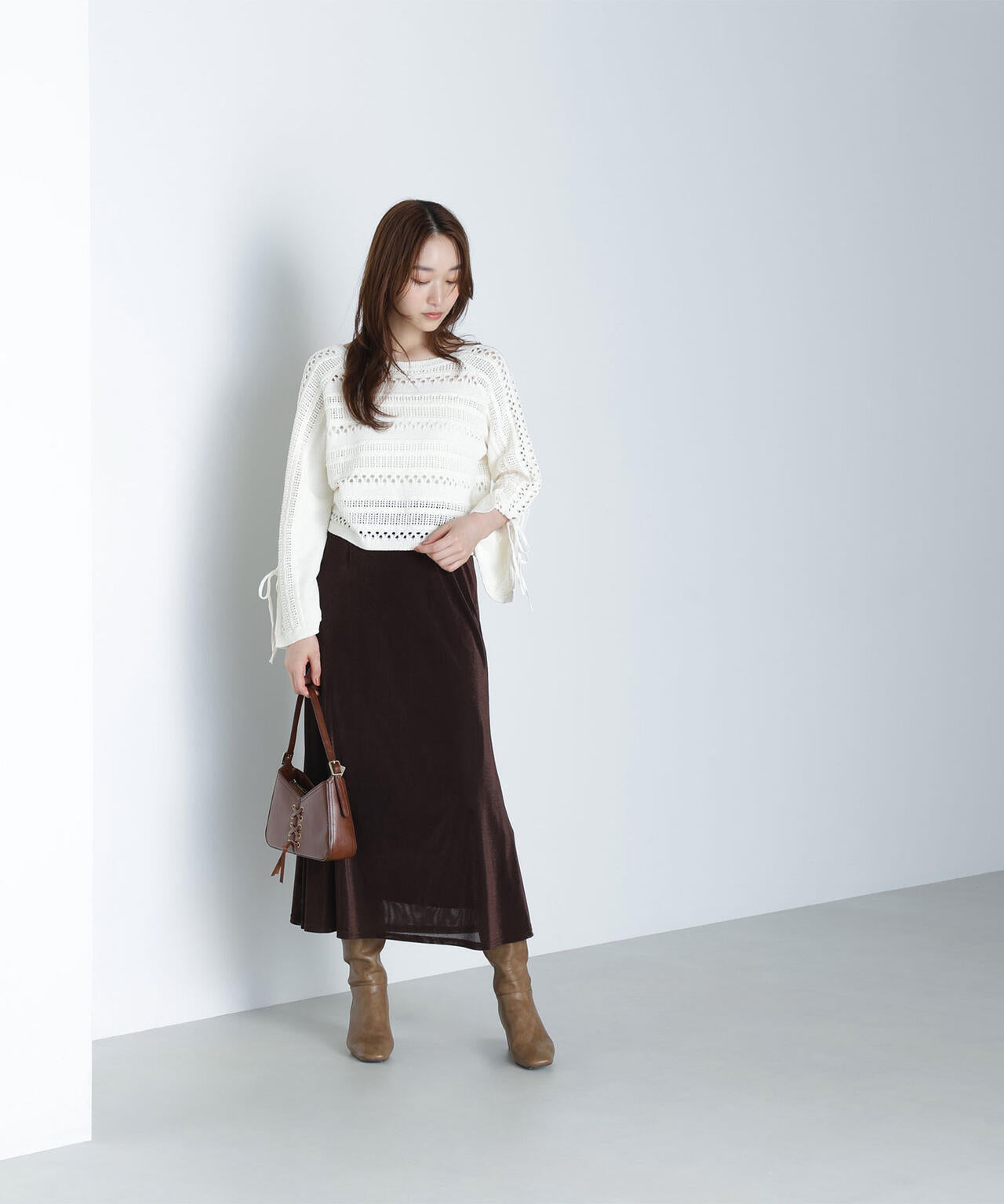 透かし編みリボンスリーブニット