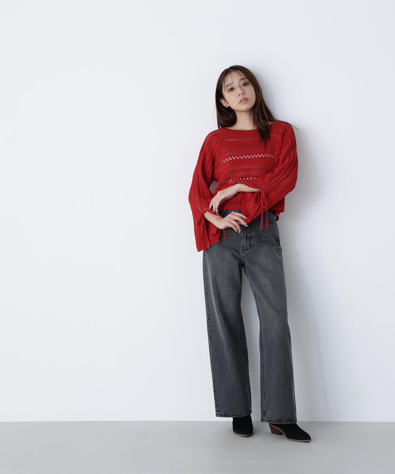 透かし編みリボンスリーブニット