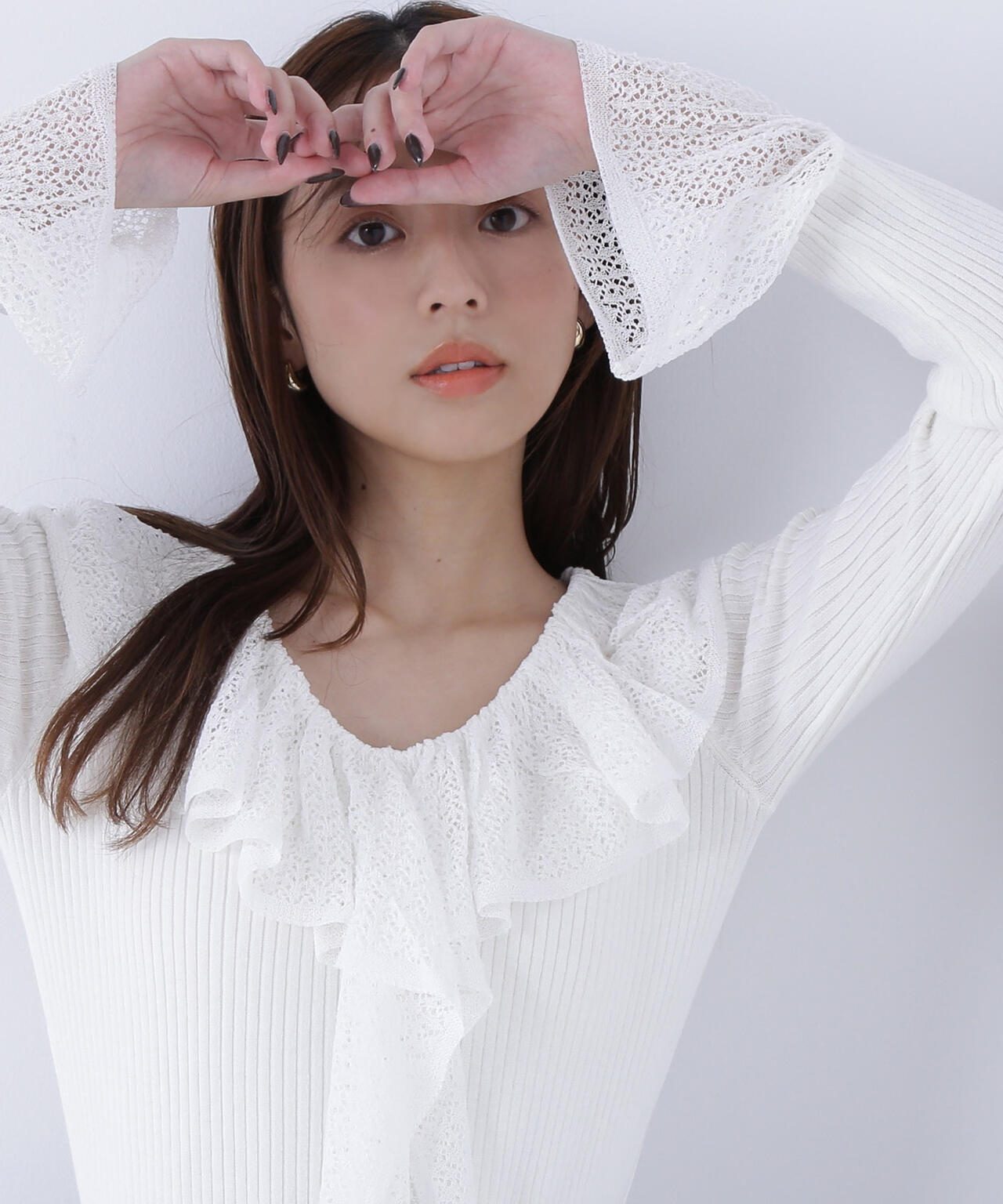 レーストリムリブニット