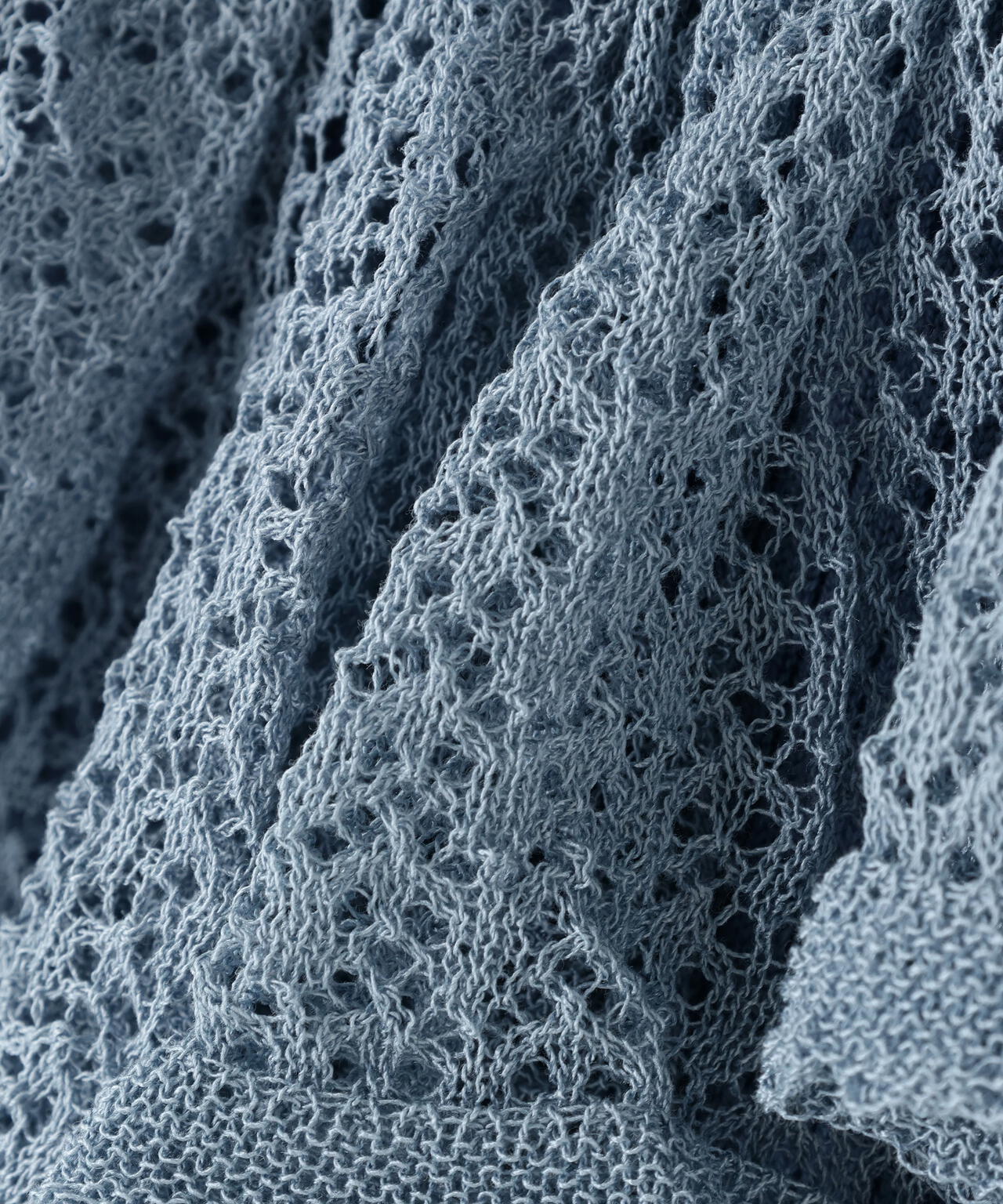 レーストリムリブニット